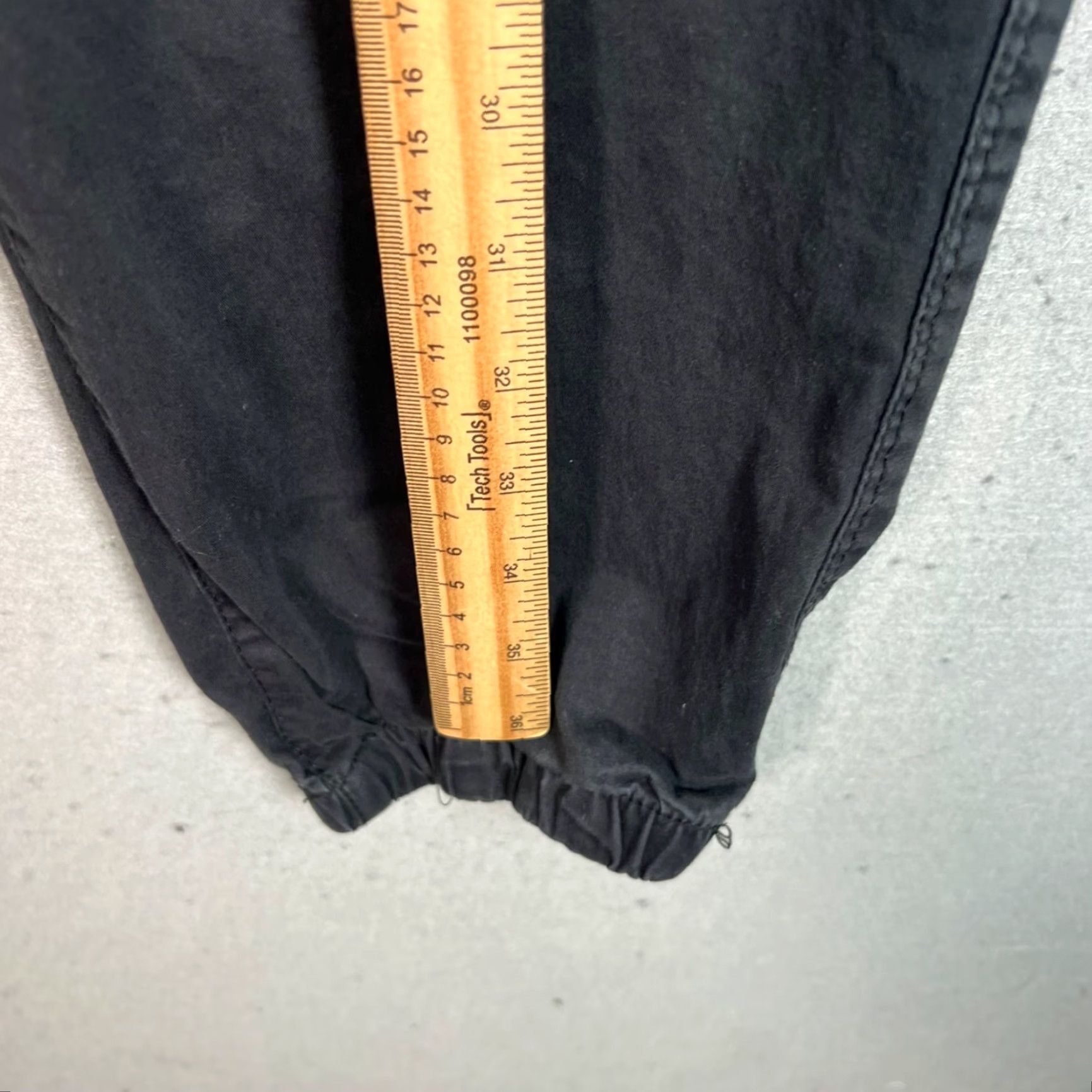 H&M H&M Mens Size Small Black Jogger Pants Regular Fit Elastic Waist Cuffs Size US 29 - 6 Thumbnail