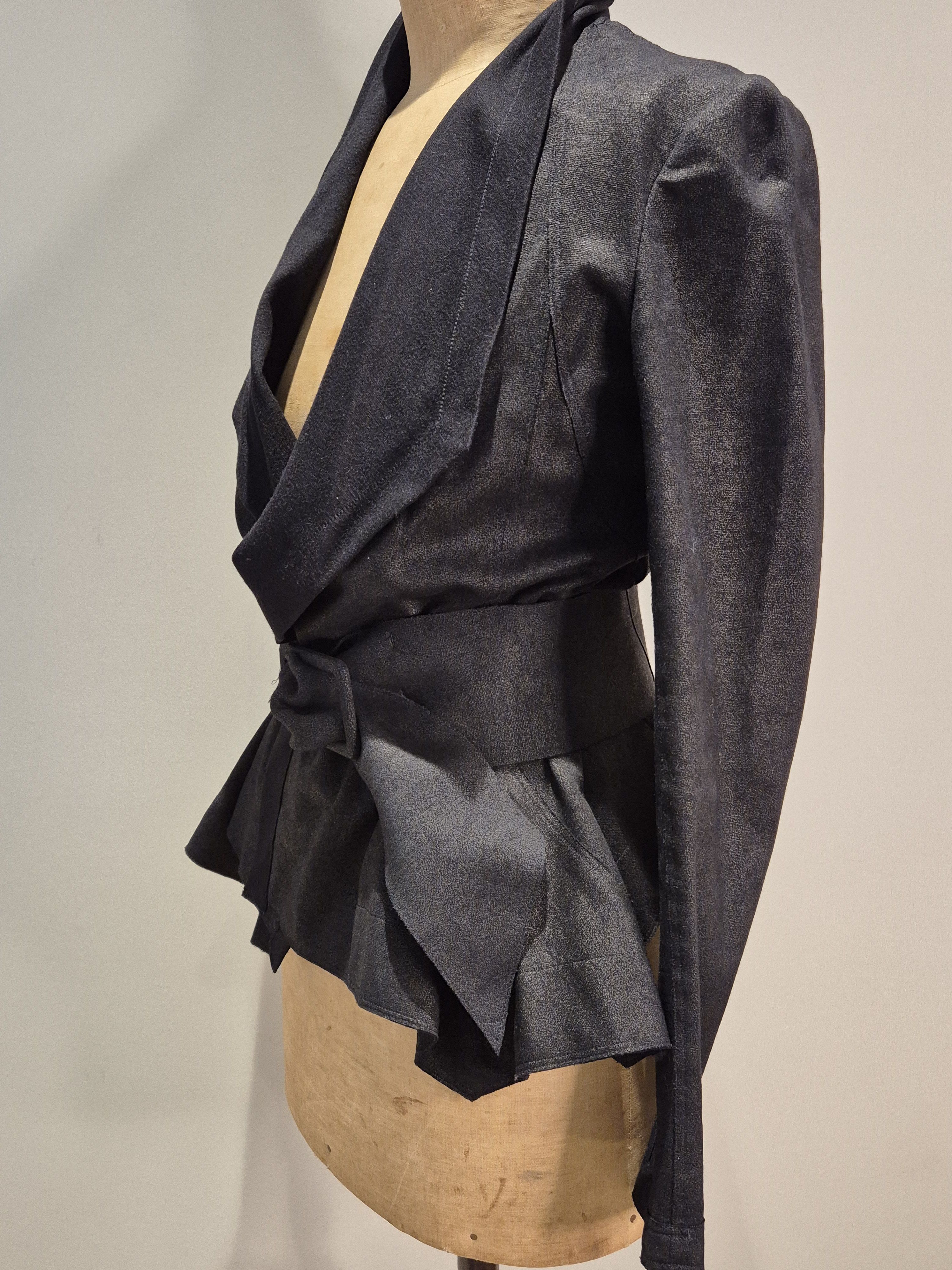 Donna Karan Donna Karan black peplum fitted jacket Size S / US 4 / IT 40 - 3 Thumbnail