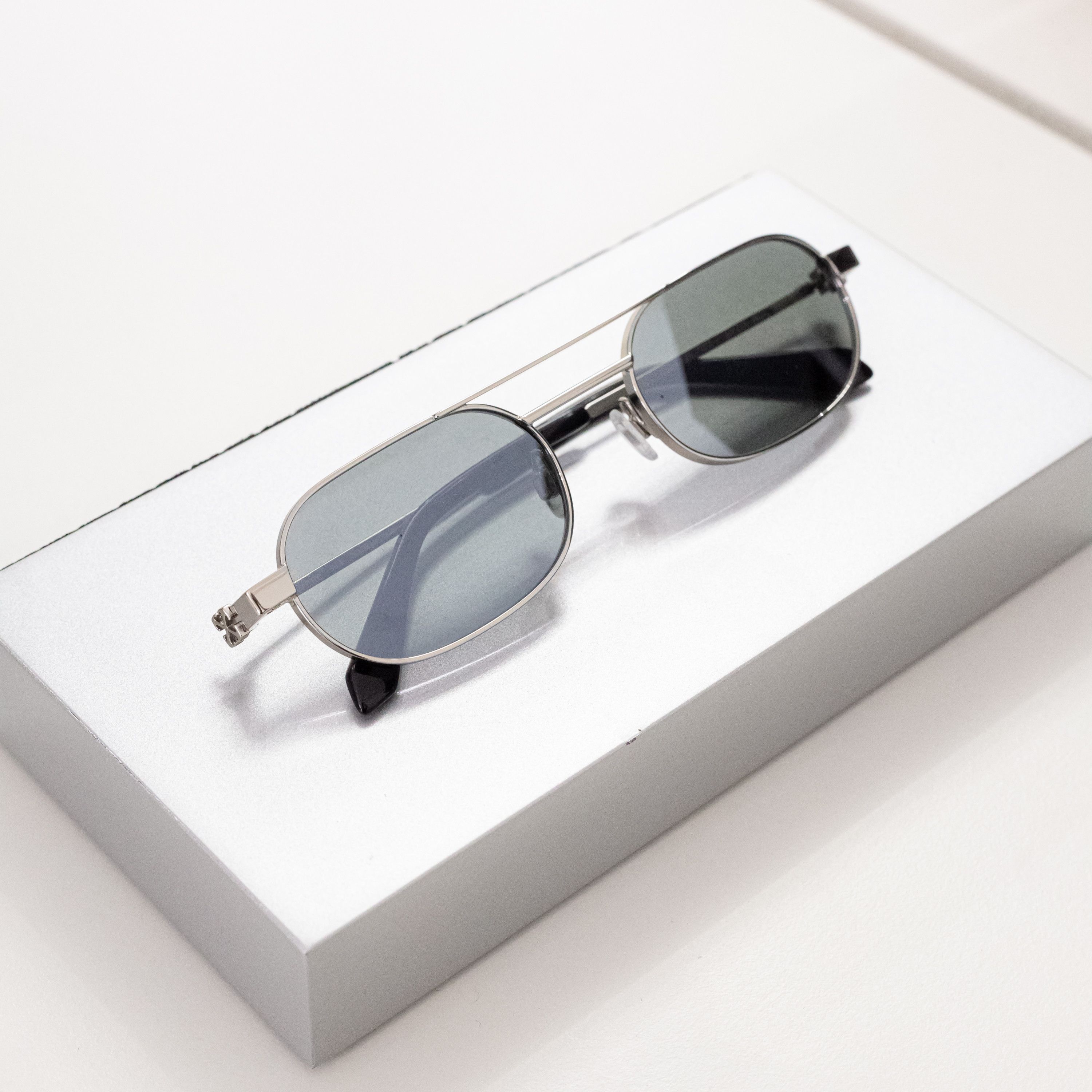 Off-White OFF WHITE OERI123S 17272 Sunglasses Size ONE SIZE - 1 Thumbnail