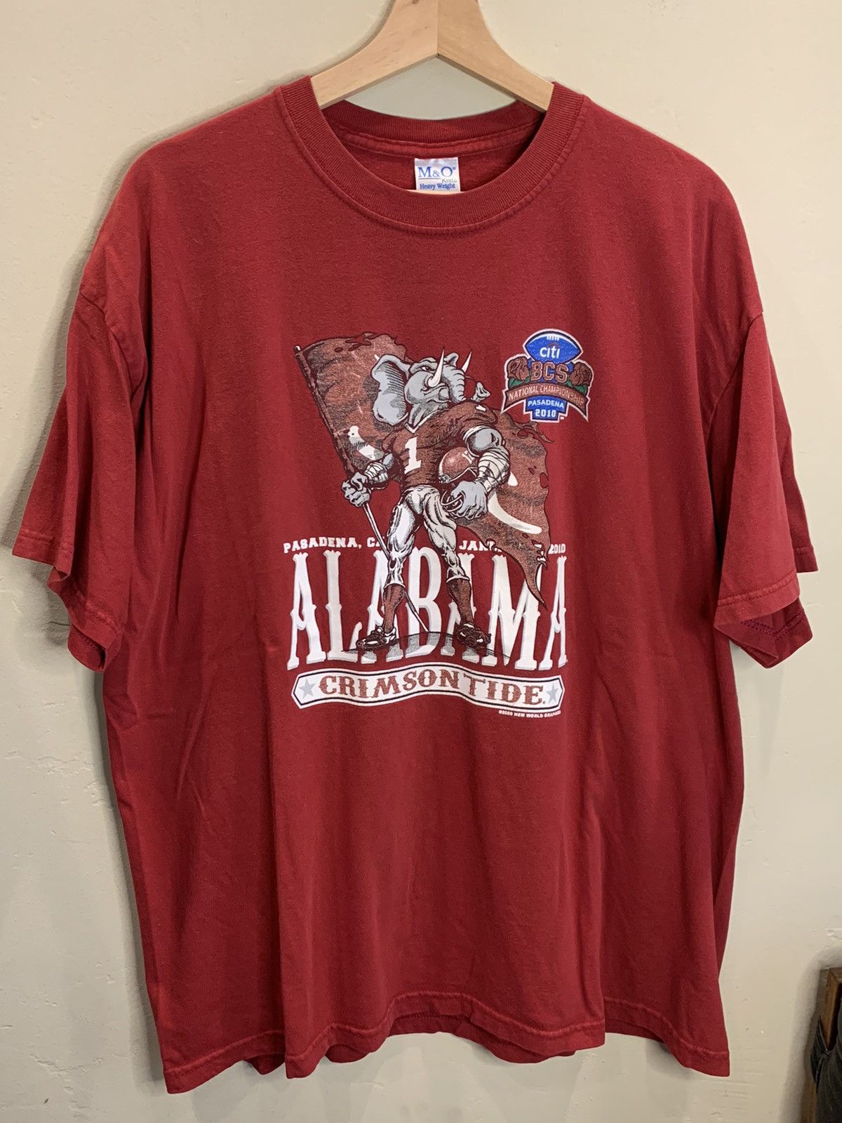 image of American College x Collegiate Vintage Alabama Crimson Tide Champion NCAA T-Shirt in Red (Size XL)