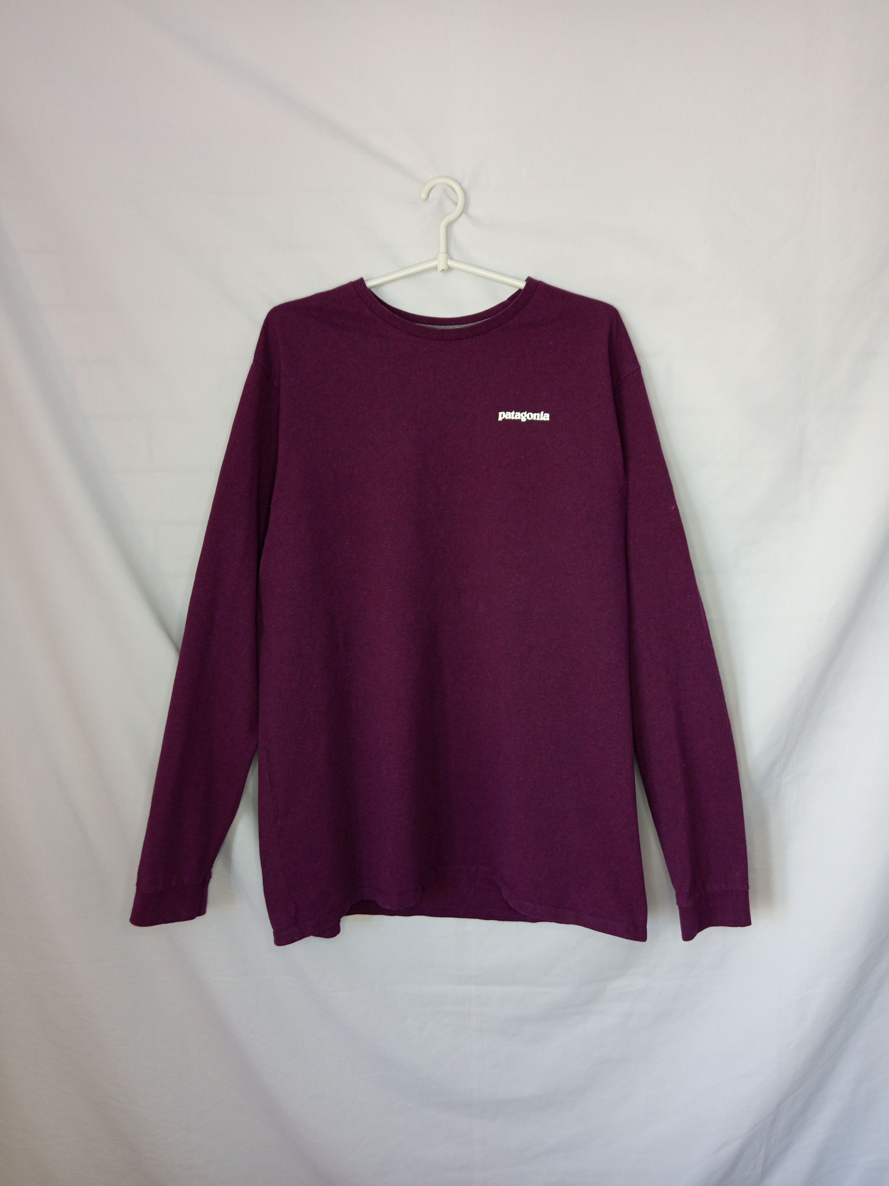 Patagonia Patagonia Longsleeve Size L Purple Size US L / EU 52-54 / 3 - 1 Thumbnail