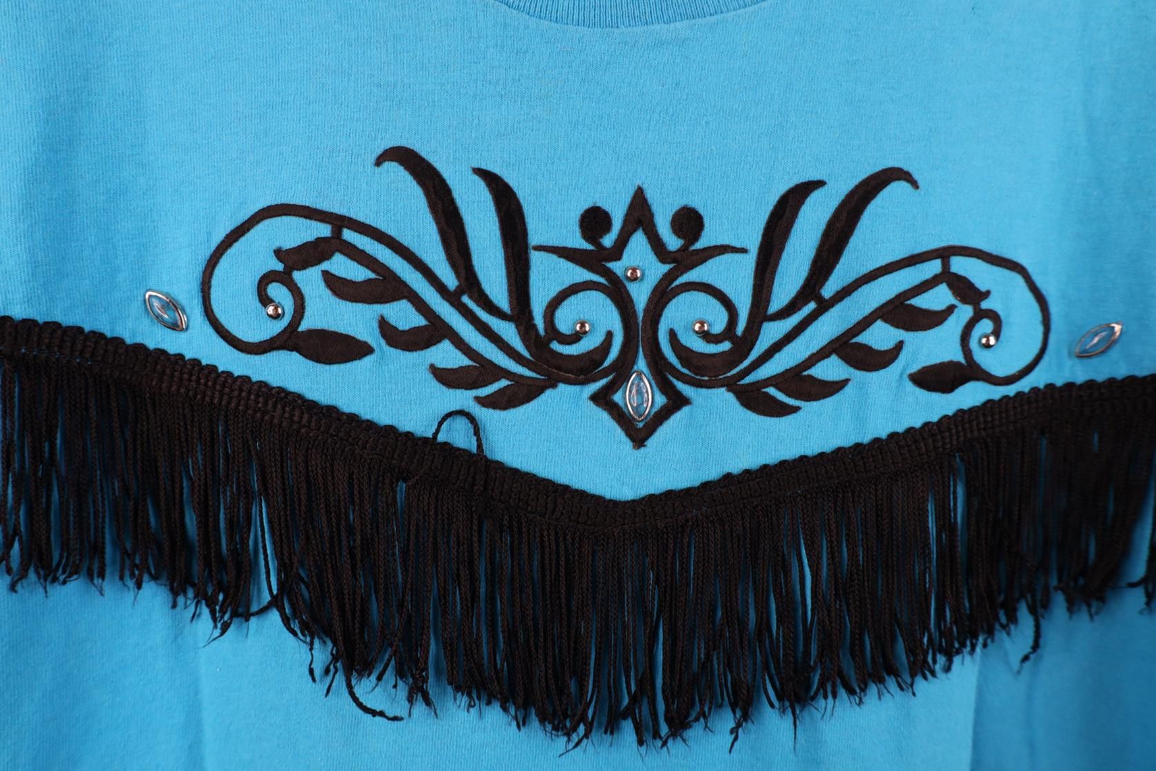 Vintage Vintage 90s Western Cowgirl Rodeo Fringed Tribal T-Shirt Size L / US 10 / IT 46 - 4 Thumbnail
