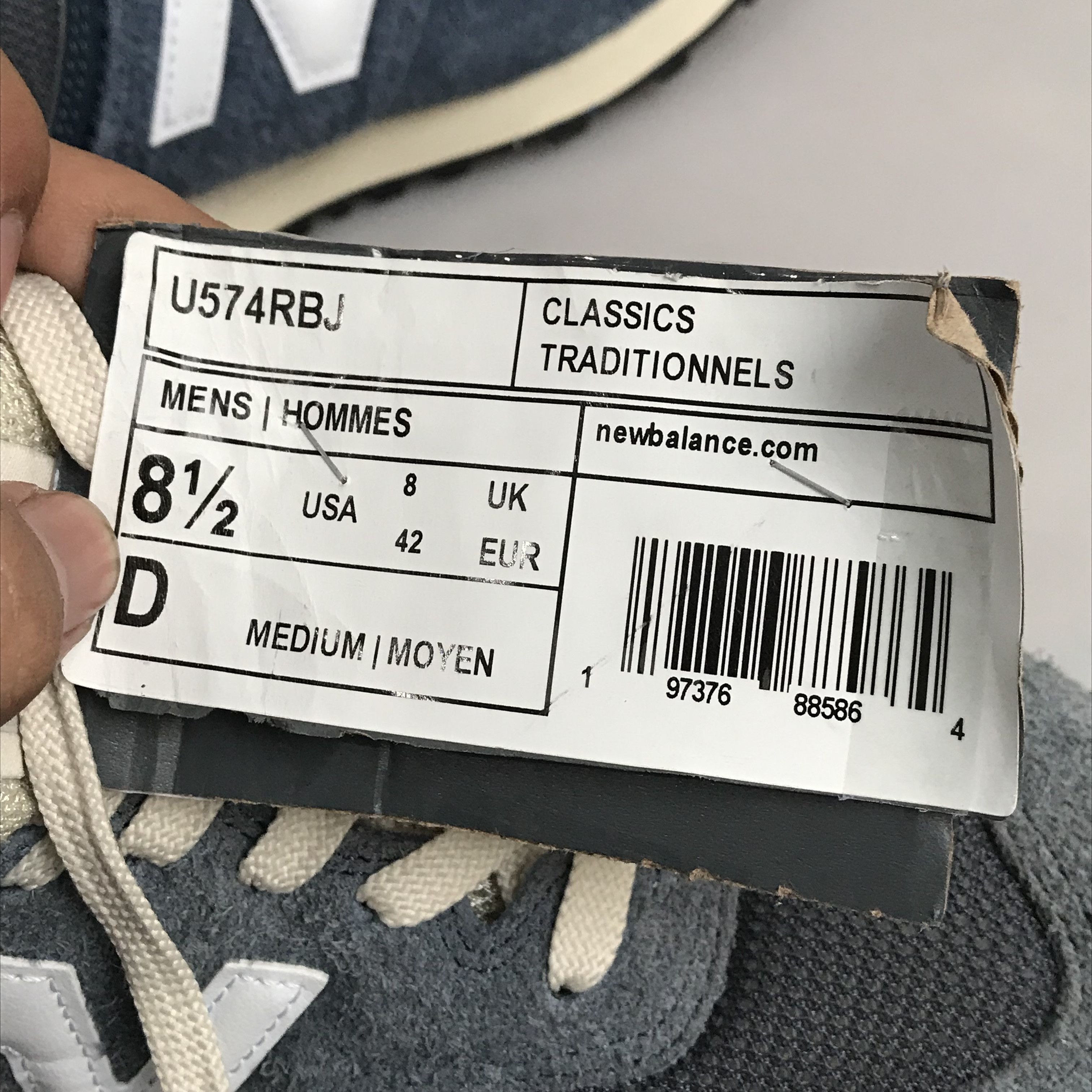 New Balance New Balance 574 Navy Blue cream New Balance Men's U574RBJ Size US 9 / EU 42 - 9 Thumbnail