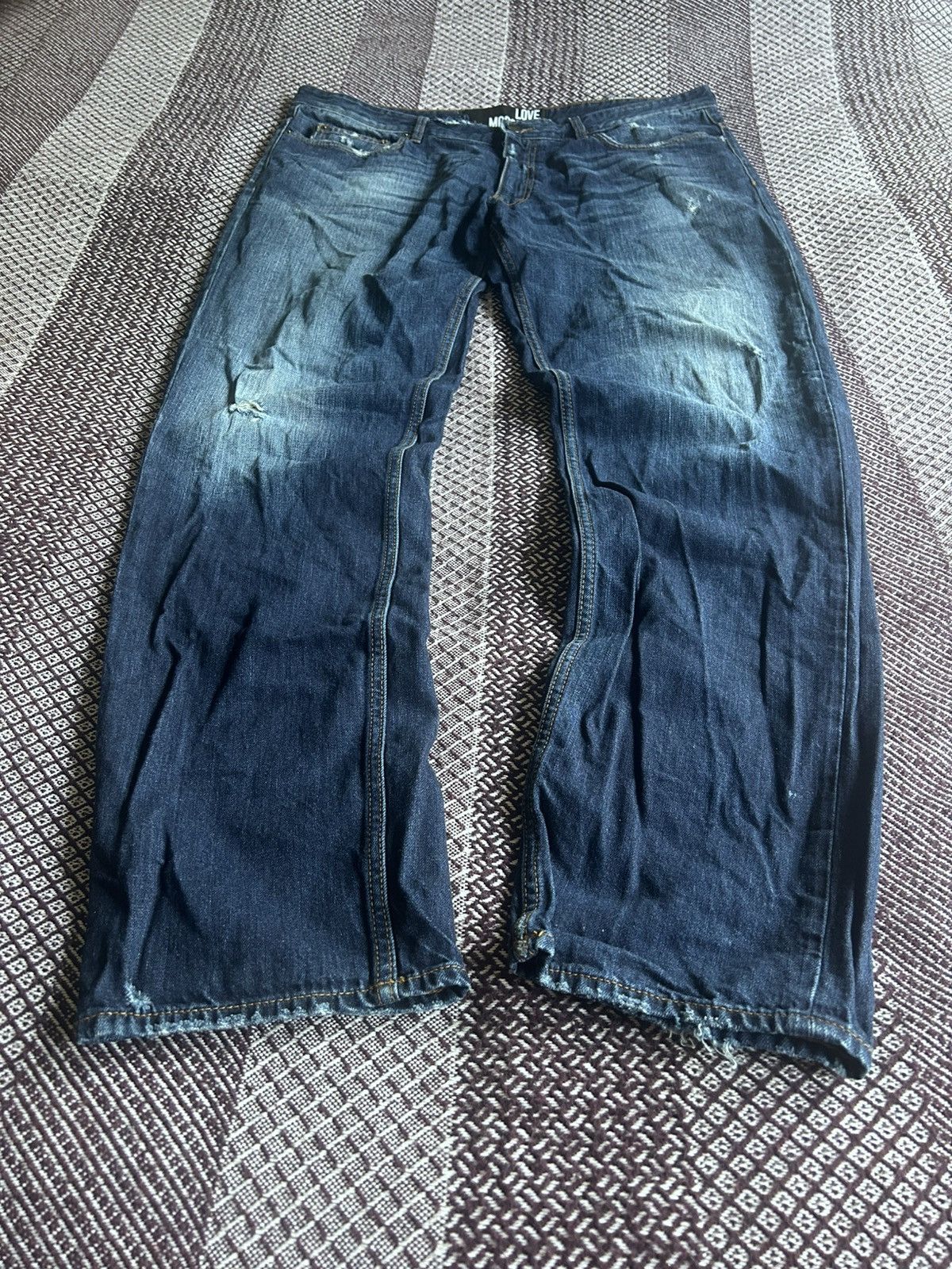 Moschino Vintage Love Moschino Denim Jeans Distressed Luxury Size 38 Size US 38 / EU 54 - 8 Thumbnail