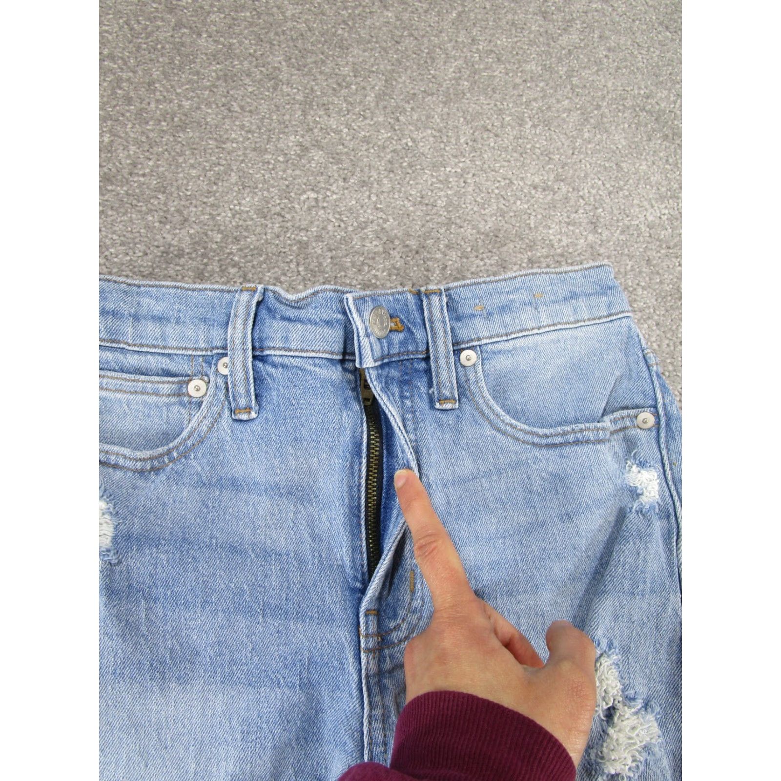 Madewell Madewell The Perfect Jean Shorts Womens 25 Light Wash Denim Cut-Offs Jeans Shorts 25 Blue Womens Size 42" / US 20 - 2 Thumbnail