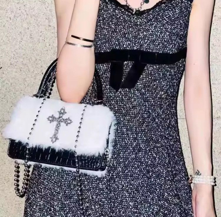 Other Y2K Plush Chain Crossbody Bag – PU Leather Mini Bag Size ONE SIZE - 3 Thumbnail