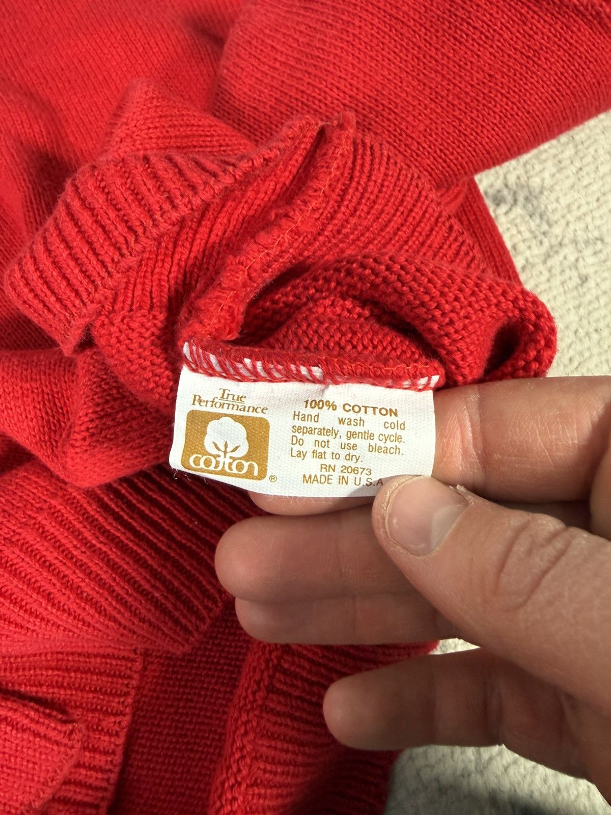 NHL Vintage USA NHL Detroit Red Wings V-Neck Cotton Sweater Size US M / EU 48-50 / 2 - 7 Thumbnail