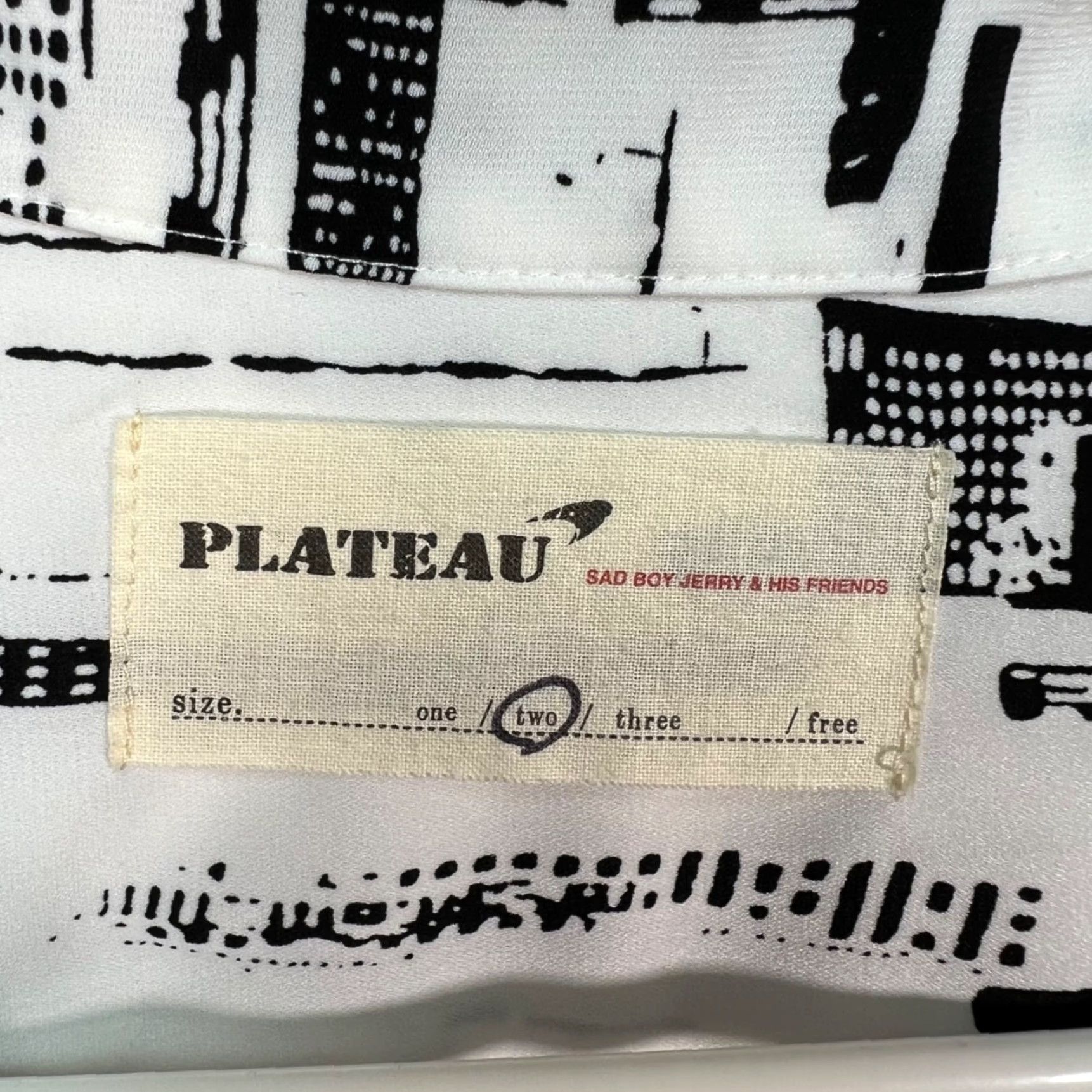Vintage VINTAGE Plateau Shirt Mens 2XL White Abstract Short Sleeve Button-Up Shirt Size US XXL / EU 58 / 5 - 3 Thumbnail