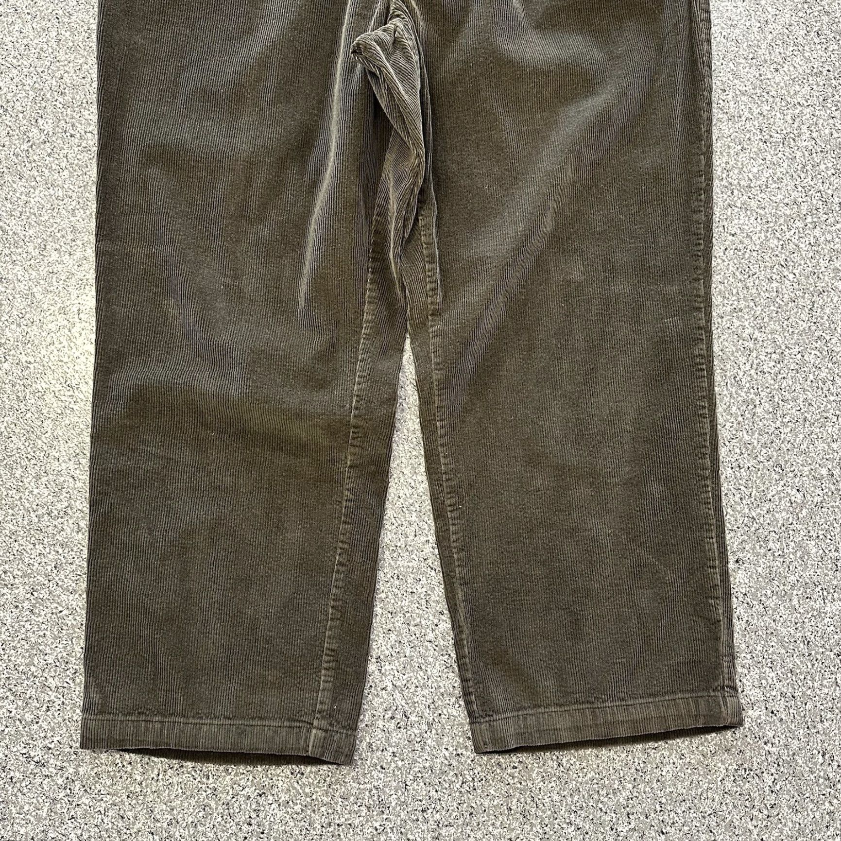 Roundtree & Yorke Roundtree & Yorke Corduroy Pants Mens 42x28 Relaxed Fit Straight Leg Brown Size US 42 / EU 58 - 3 Thumbnail
