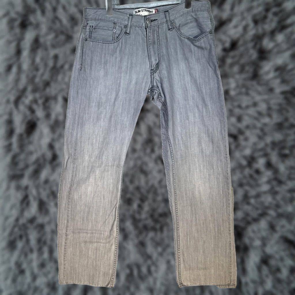 Levi's VINTAGE Levi's 514 Jeans Mens 33x32 Gray Denim Slim Straight 100 Cotton Zip Fly Size US 33 - 1 Thumbnail