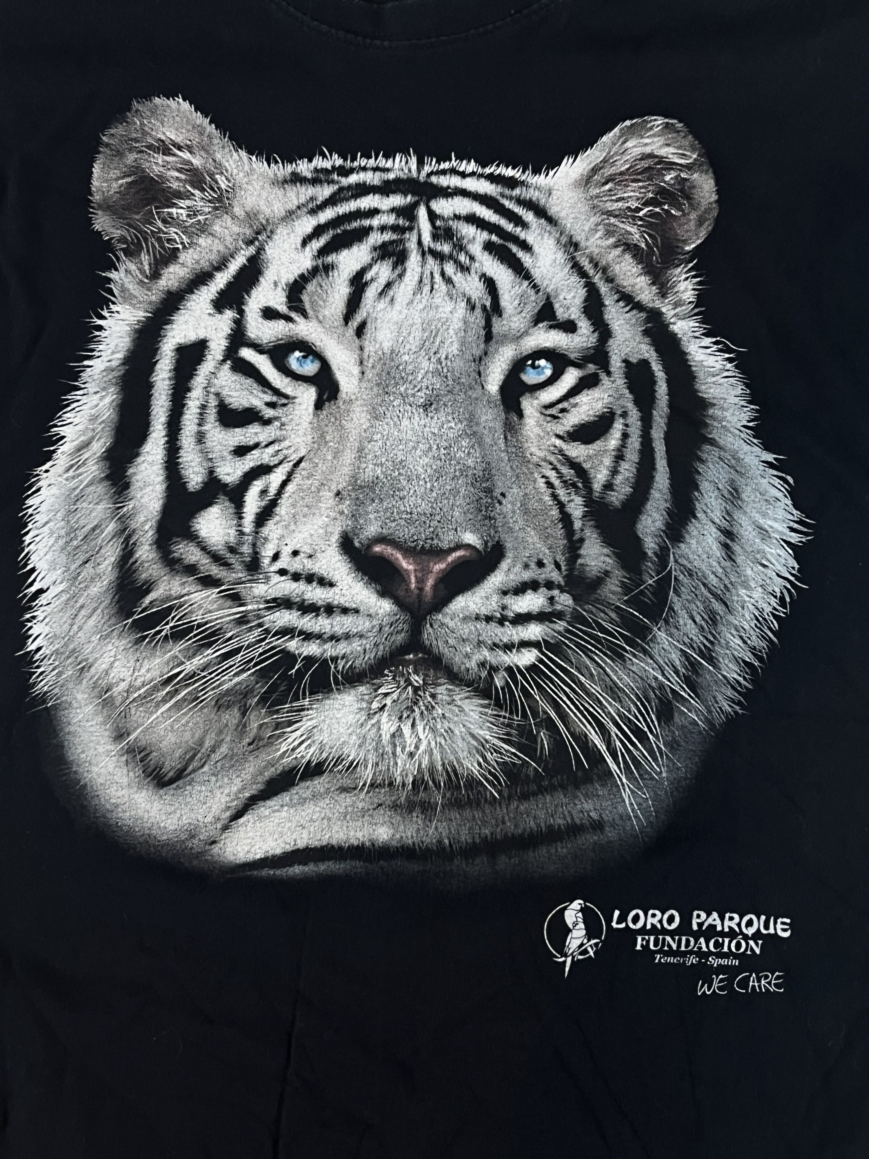 Vintage Vintage White Artic Tiger Animal Tee Size US M / EU 48-50 / 2 - 3 Thumbnail