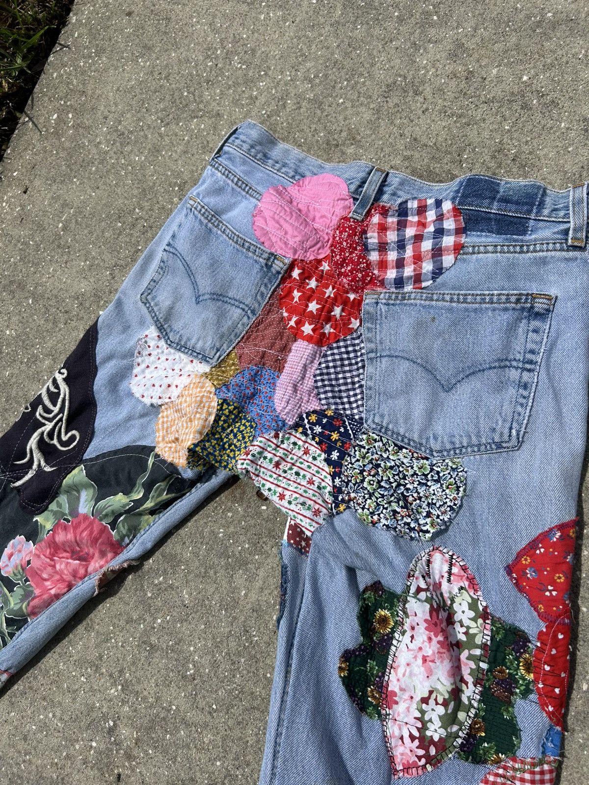 Other 1/1 Your World patchwork floral hippy denim jeans Size US 32 / EU 48 - 6 Thumbnail