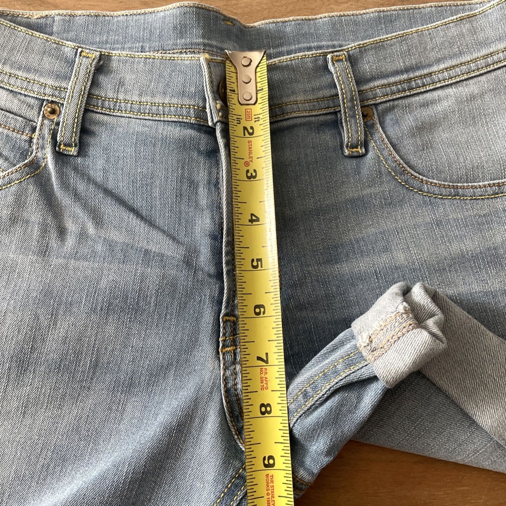 Diesel Diesel Denim Rolled Cuffed Shorts Womens 33 Waist Blue Light Wash Denim USA Zip 5-Pocket Pockets Logo Button Regular Fit Short Size 24" / US 00 / IT 34 - 5 Thumbnail