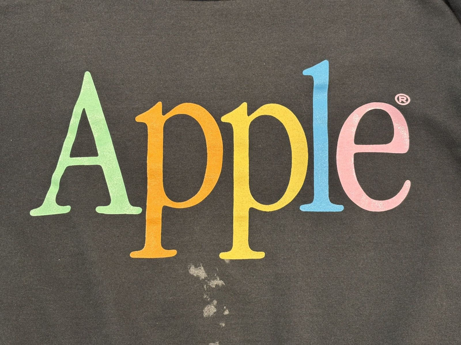 Apple Vintage Apple Logo Sweatshirt Size US XL / EU 56 / 4 - 4 Thumbnail