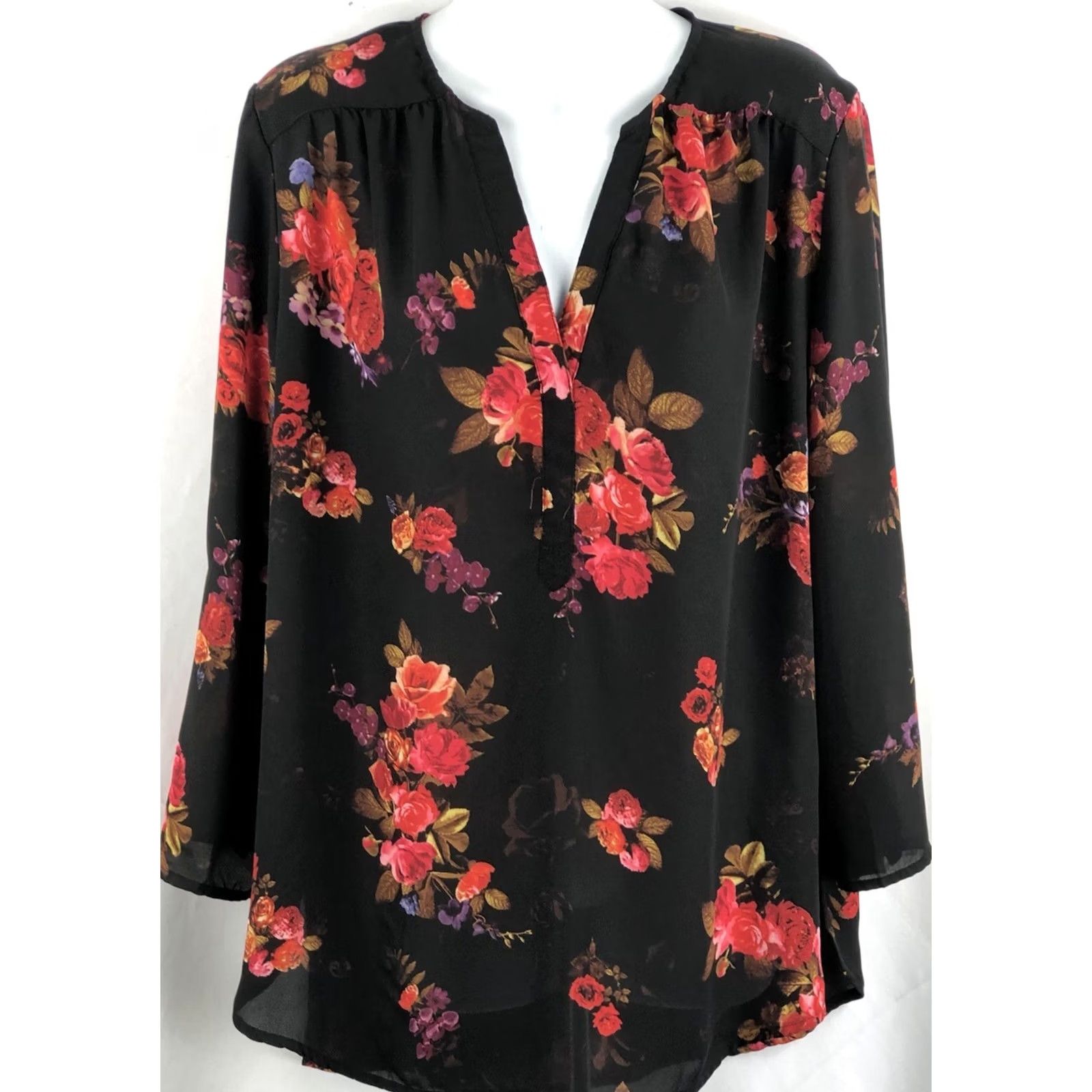 Vintage Tacera Blouse Womens Flowy Top L Black Red Roses 3/4 Sleeve V-Neck Fairy Whimsigoth 90s Size L / US 10 / IT 46 - 5 Thumbnail