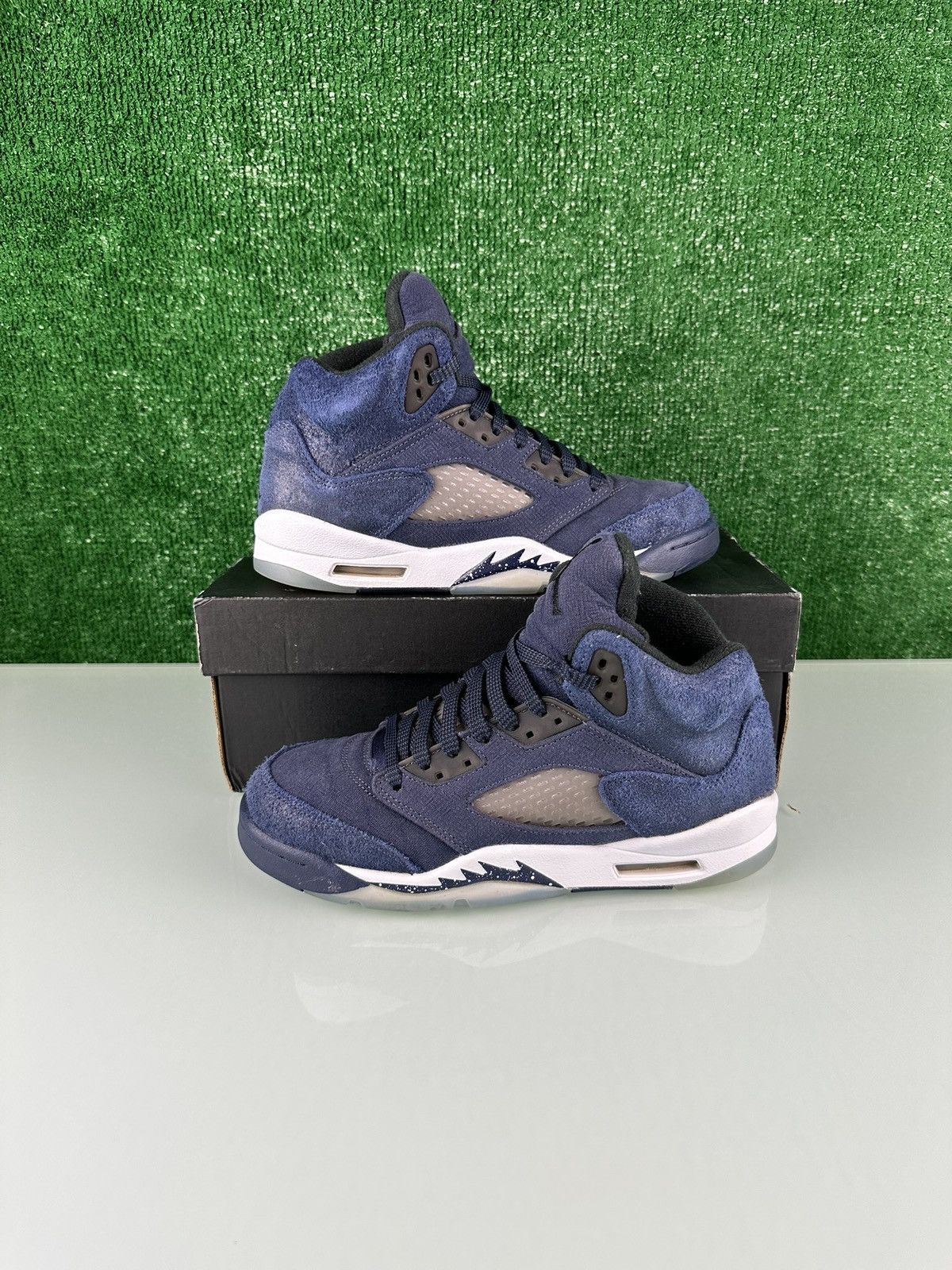 Jordan Brand Air Jordan 5 Retro SE Midnight Navy Size 6Y Size US 6 / EU 39 - 2 Thumbnail