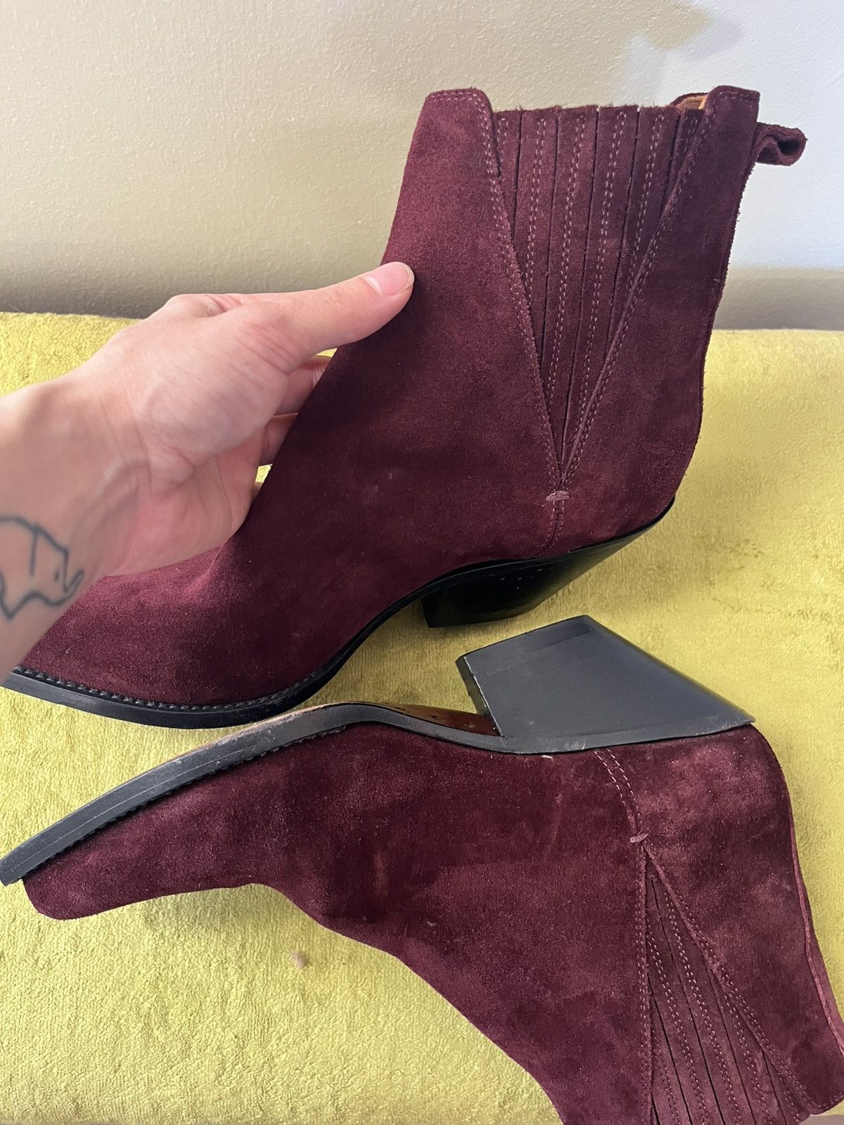 Frye Frye Suede Ankle Boots Size US 7 / IT 37 - 4 Thumbnail