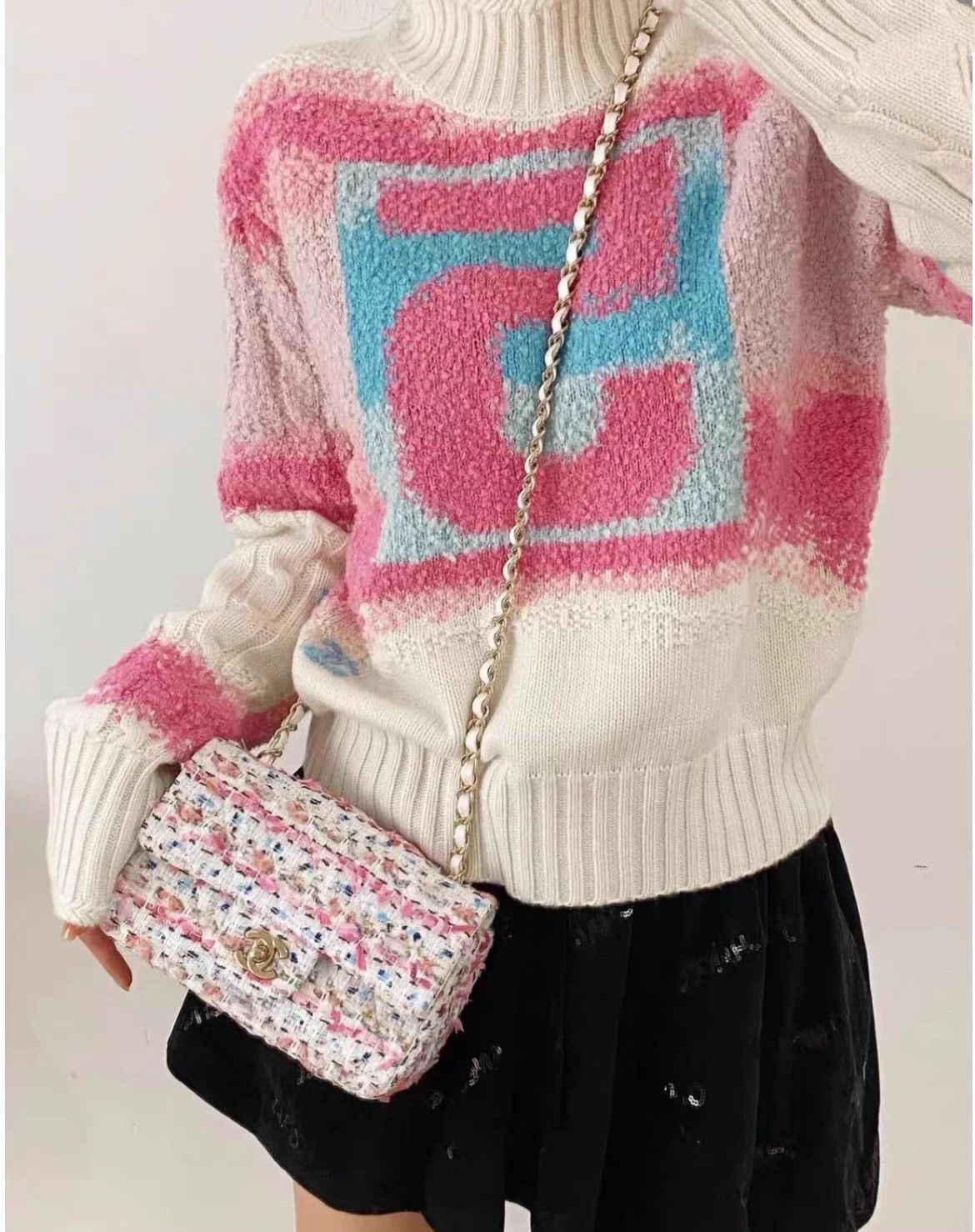 Chanel Chanel Ski Pink No.5 Cashmere Turtleneck 38 Women's Size S / US 4 / IT 40 - 1 Thumbnail