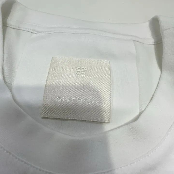 Givenchy Givenchy Givenchy Short Sleeve Logo TShirt for Men -2507 Size US XL / EU 56 / 4 - 6 Thumbnail