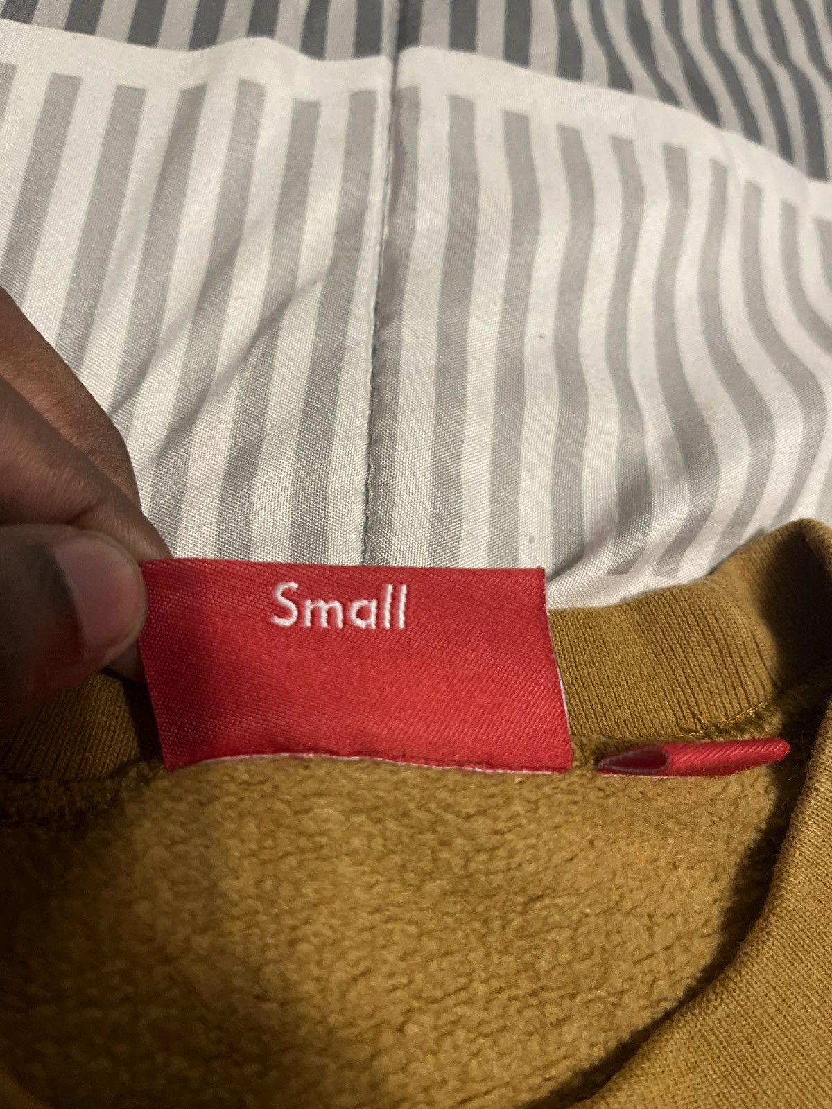 Supreme Supreme crest crewneck Size US S / EU 44-46 / 1 - 4 Thumbnail