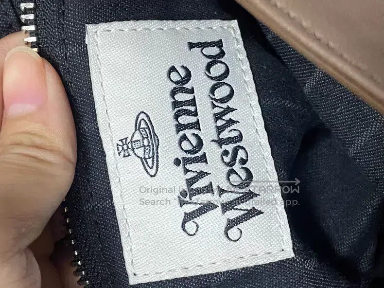 Vivienne Westwood Vivienne Westwood size OS Adjustable shoulder strap letter Size ONE SIZE - 4 Thumbnail
