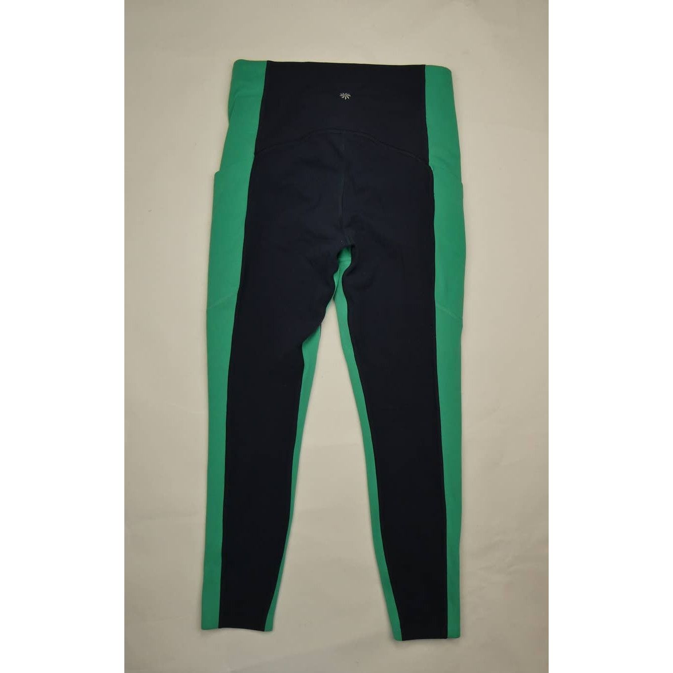 Athleta ATHLETA capri 3/4 length athletic leggings, size small, navy Size 26" / US 2 / IT 38 - 2 Thumbnail