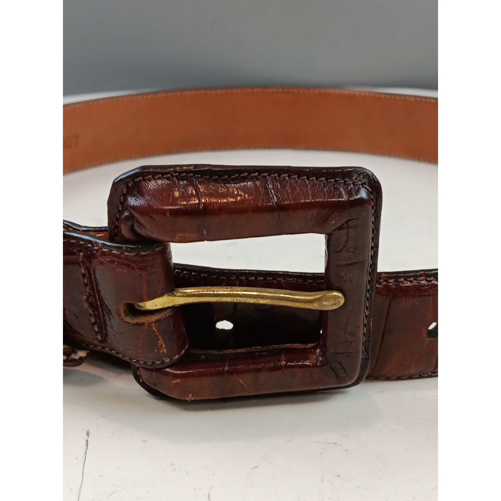 Brighton VINTAGE Brighton Belt Croc Print Leather Brown Brass Buckle Adjustable 31-34 Inches Women Medium Size ONE SIZE - 3 Thumbnail
