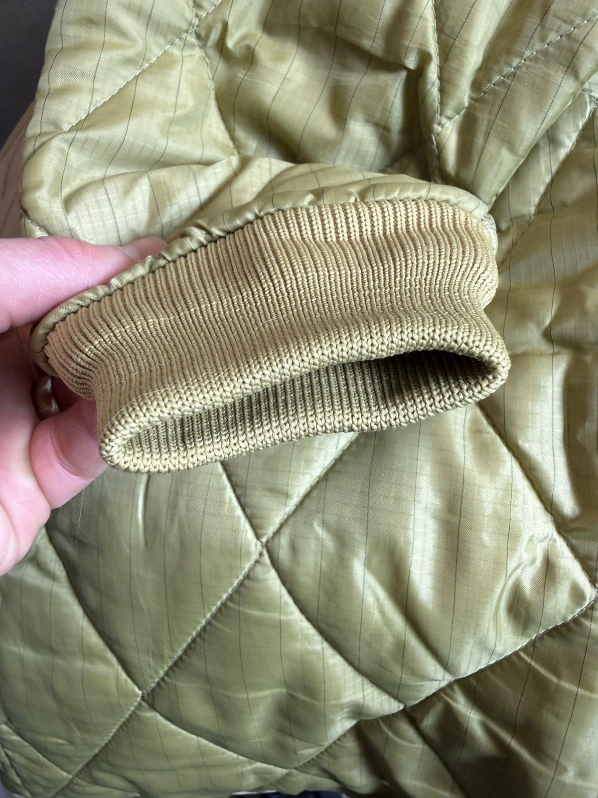 Vintage Vintage Korean Military Quilted Liner- 1970s–80s (Size M) Size US M / EU 48-50 / 2 - 6 Thumbnail