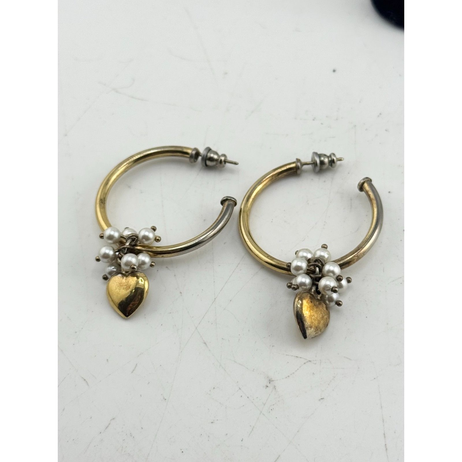 Vintage Vintage pearl heart hoop earrings Size ONE SIZE - 3 Thumbnail