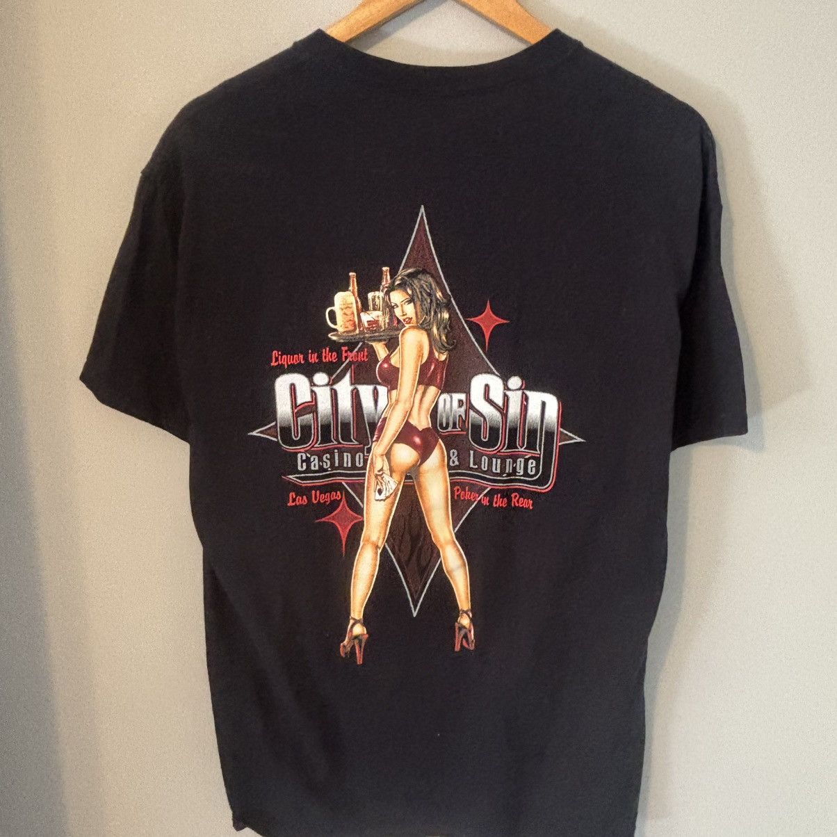 Vintage Y2K Las Vegas City of Sin Casino Lounge Graphic T Shirt Size US L / EU 52-54 / 3 - 1 Thumbnail