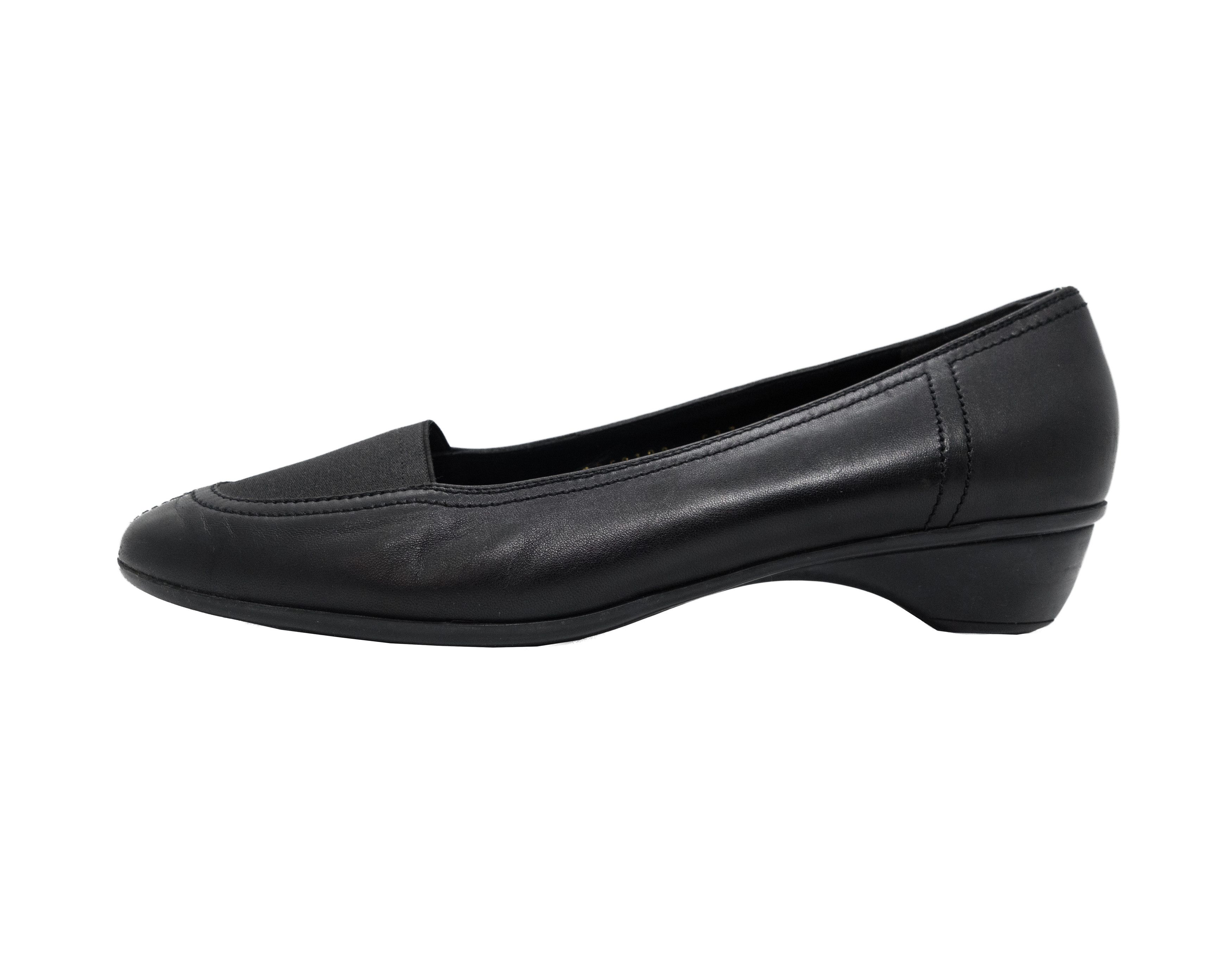 Salvatore Ferragamo Boutique Leather Low Wedge Heel Pumps with Elastic Panel Toe Size US 7 / IT 37 - 2 Thumbnail