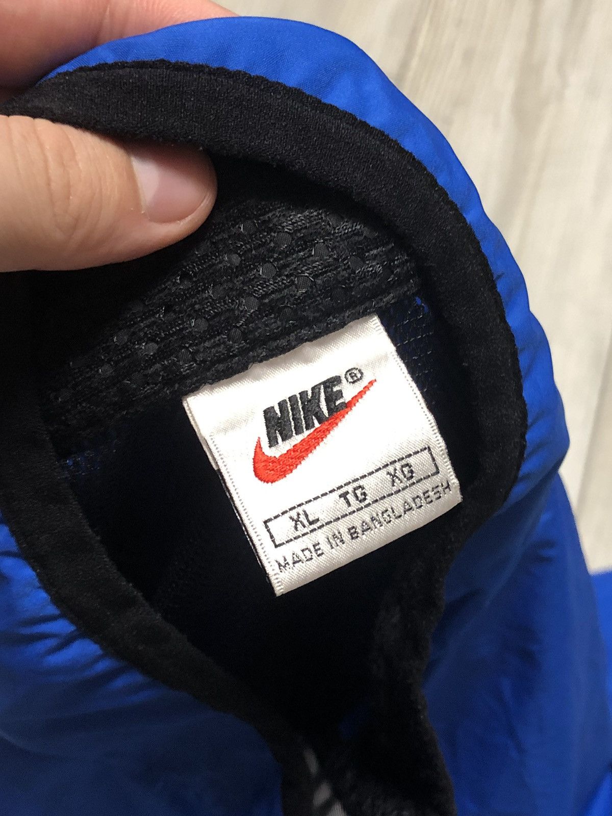 Nike Vintage Nike Light Windbreaker Jacket 1/4 Zip Nylon Y2K Size US XL / EU 56 / 4 - 4 Thumbnail