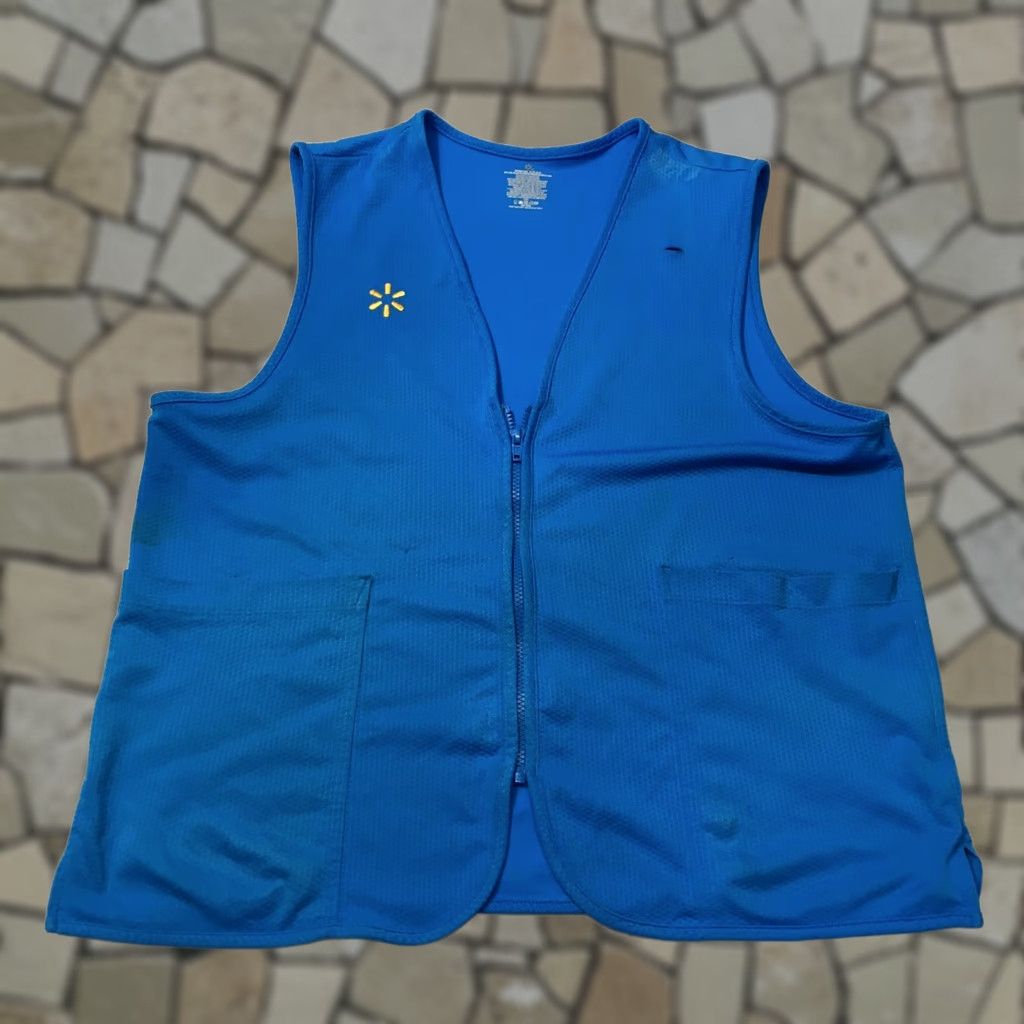 Walmart WALMART GENUINE! WOMENS XL BLUE THRILL EMPLOYEE FULL ZIP VEST Shirt Womens XL Blue Full Zip Vest Size XL / US 12-14 / IT 48-50 - 1 Thumbnail