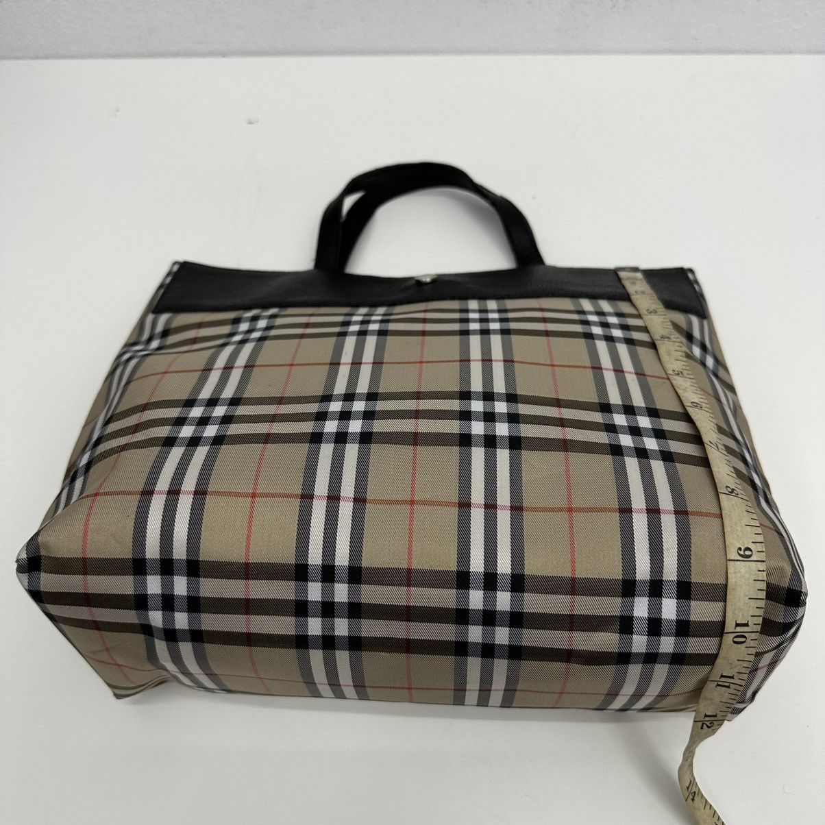 Burberry ‼️YES‼️ AUTHENTIC BURBERRY LONDON NOVA CHECK CARRY TOTE BAG Size ONE SIZE - 14 Thumbnail
