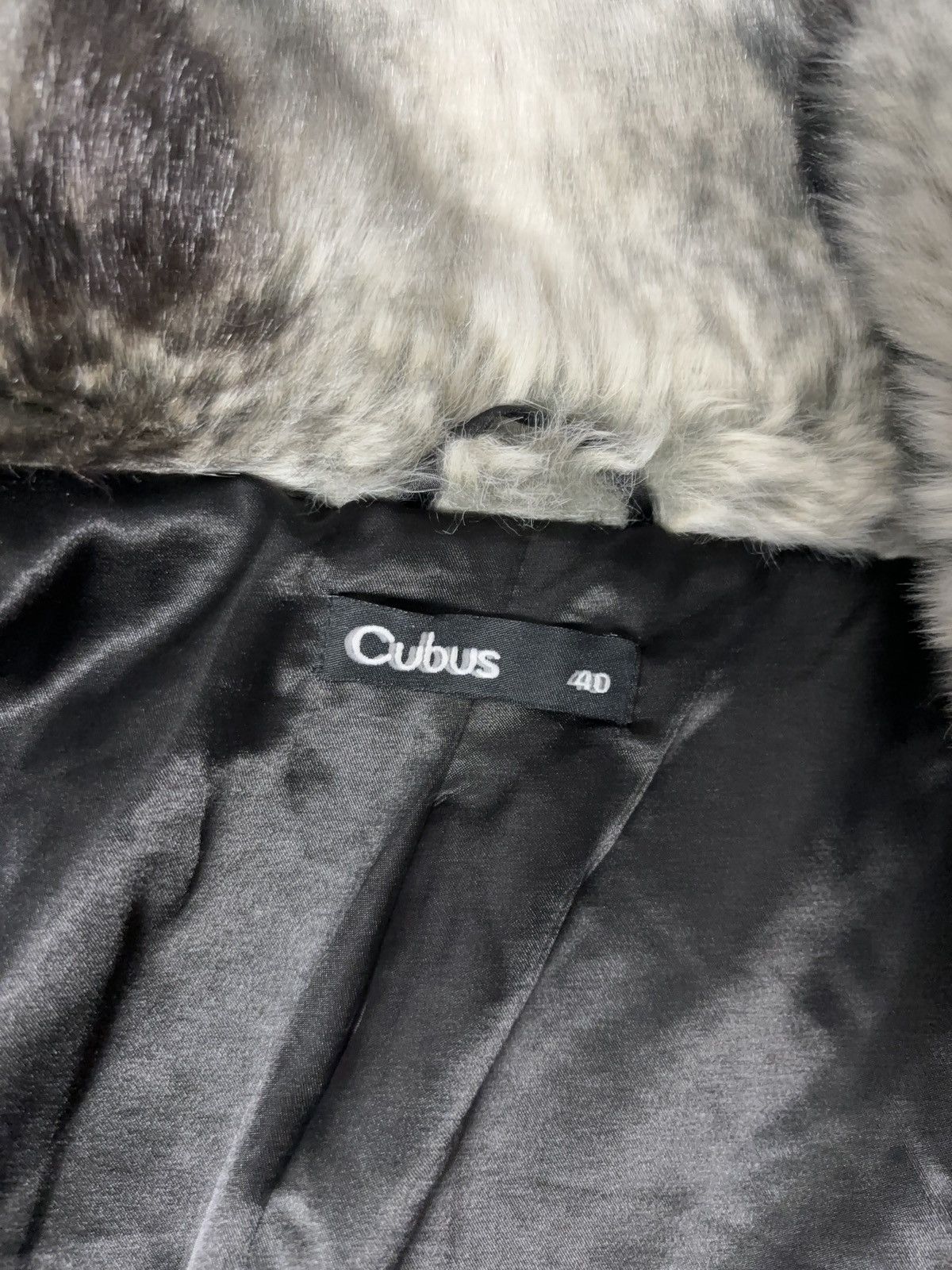 Vintage Vintage amazing faux fur coat fluffy opium coat Size L / US 10 / IT 46 - 12 Thumbnail