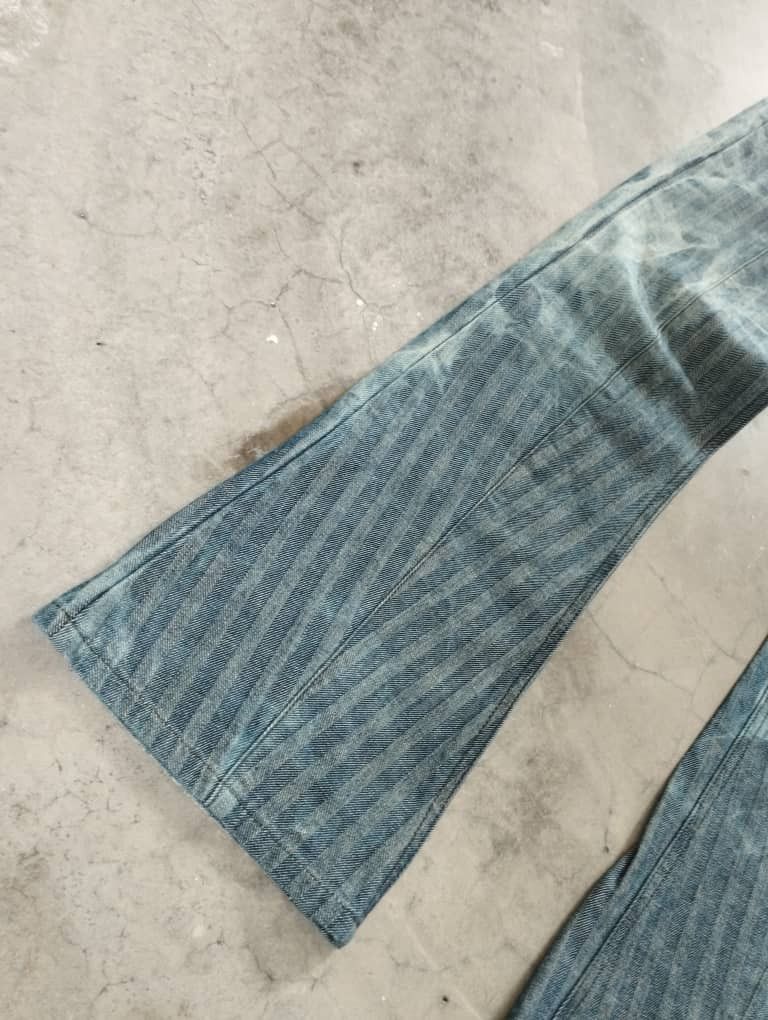 Tornado Mart Flare Jeans Made In Japan Rupert Edge Lightning Wash Jeans Size US 29 - 8 Thumbnail