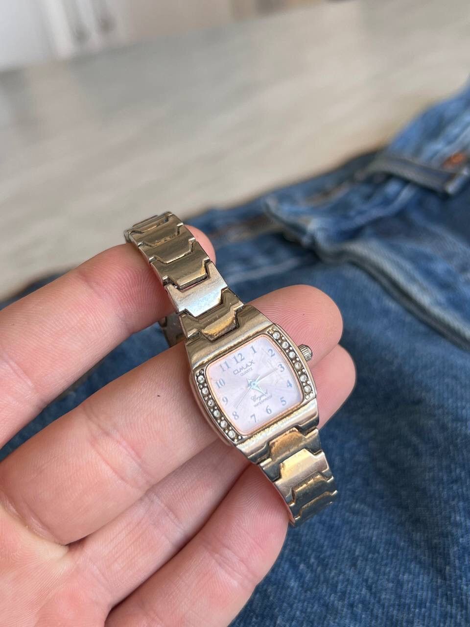 Japanese Brand × Vintage Vintage Pink Logo Japanese style futuristic Watch Size ONE SIZE - 4 Thumbnail