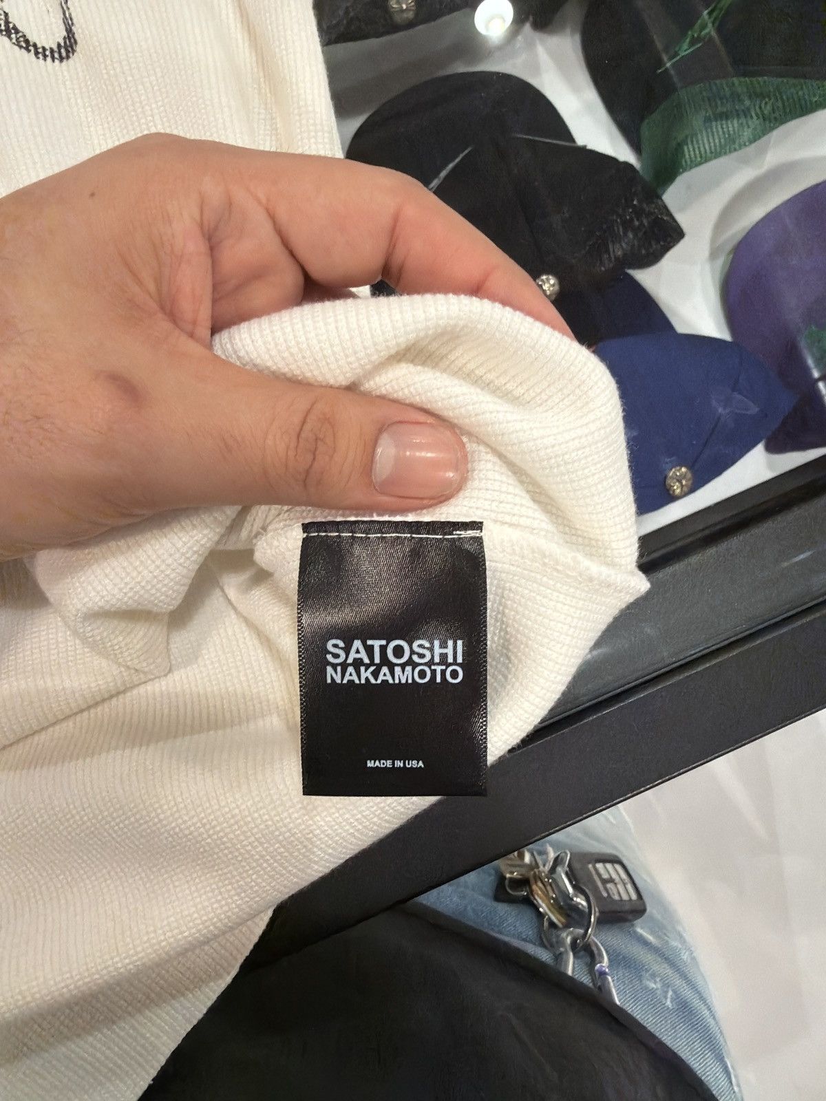Satoshi Nakamoto Satoshi Nakamoto Logo White Thermal Size US S / EU 44-46 / 1 - 5 Thumbnail