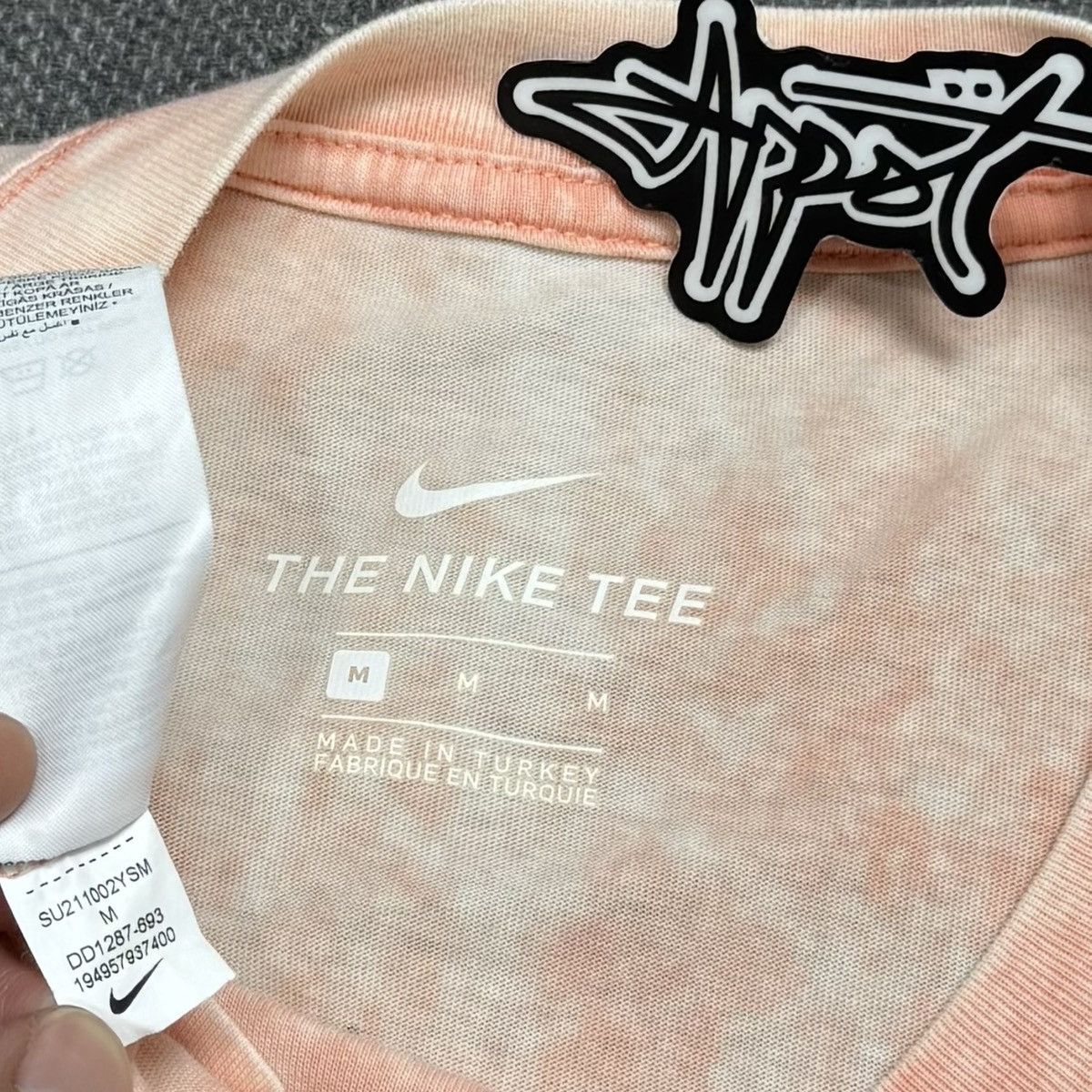Nike × Nike SB Nike SB skateboarding tie die back art Size US XL / EU 56 / 4 - 6 Thumbnail