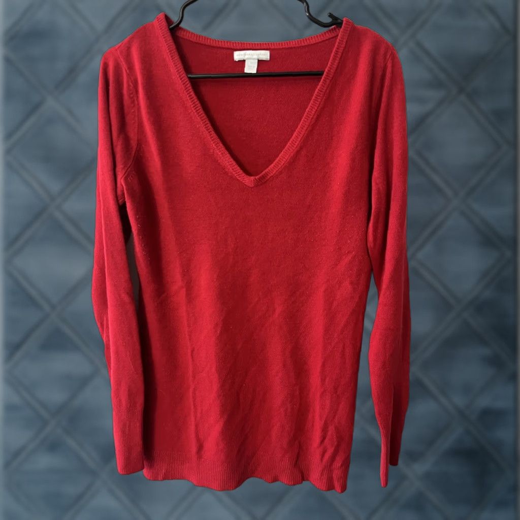 Vintage New York & Company Sweater Women Medium Long Sleeve V-Neck Knit Pullover Red Women’s Medium V-Neck Pullover Knit Red Classic Casual Size M / US 6-8 / IT 42-44 - 1 Thumbnail