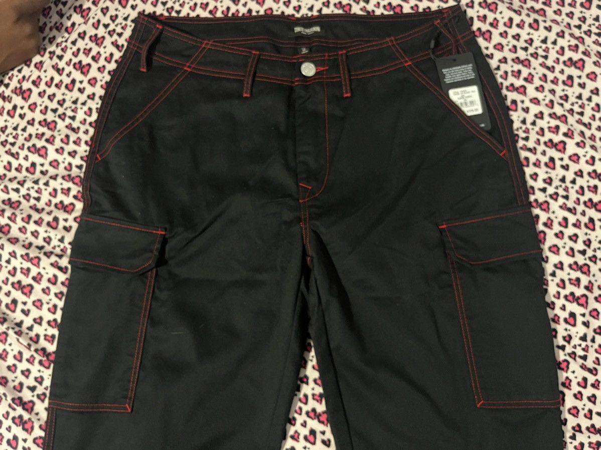 True Religion BRAND NEW True religion cargo pants Size US 34 / EU 50 - 2 Thumbnail
