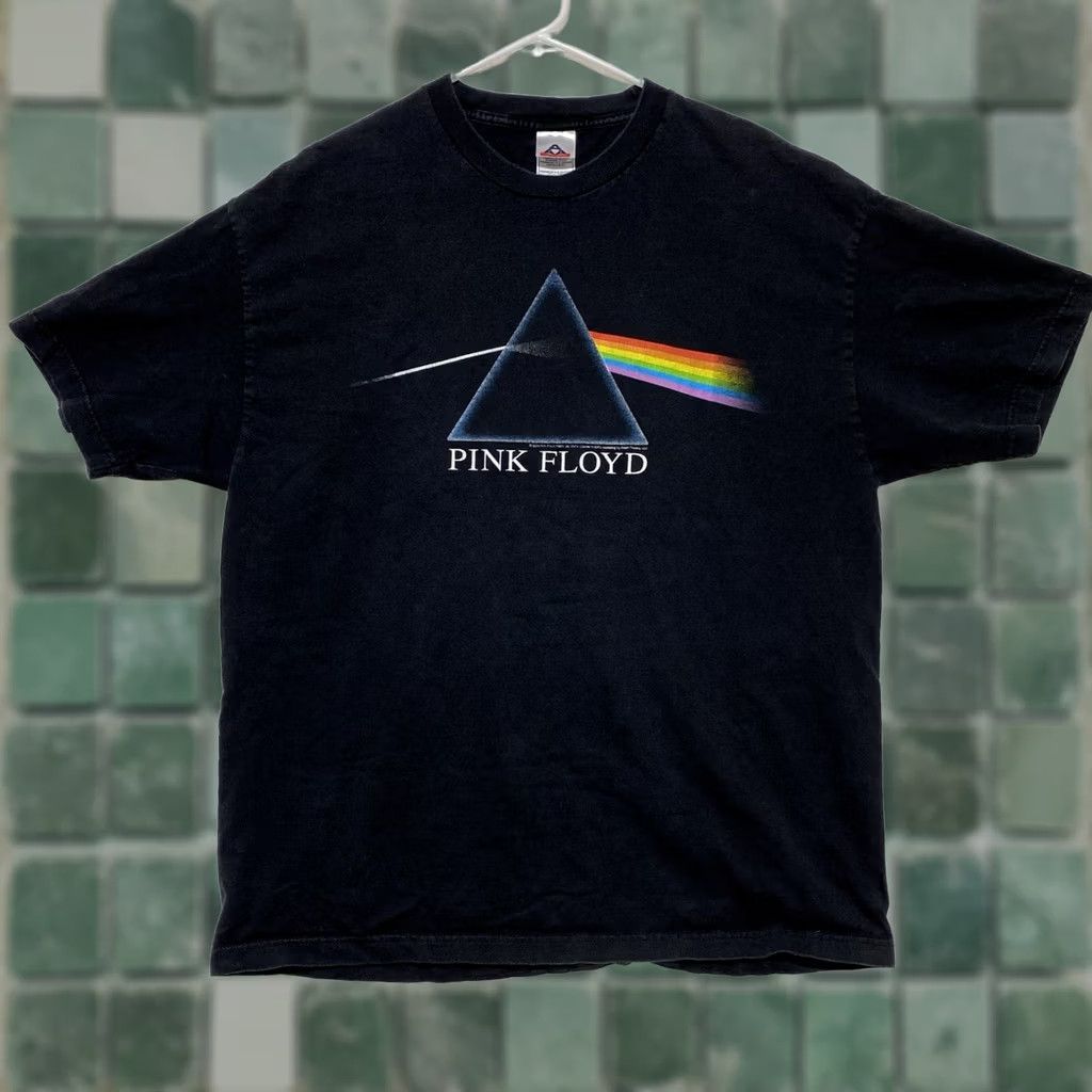 Vintage VINTAGE Pink Floyd Dark Side of the Moon T Shirt XL Black Logo Graphic Print Unisex Adults Crew Neck Short Sleeve Band Music Rock 1990s 2000s Size US XL / EU 56 / 4 - 1 Thumbnail