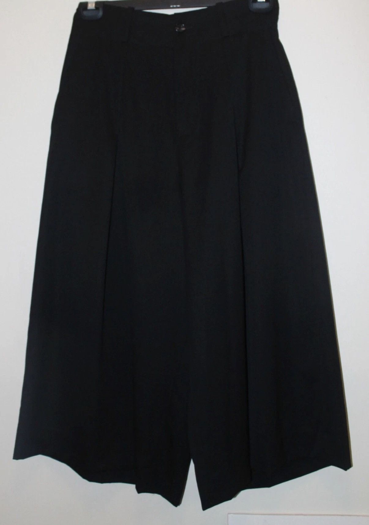 Yohji Yamamoto Yohji Yamamoto Y’s wool high waisted cropped trousers Size 28" / US 6 / IT 42 - 1 Thumbnail