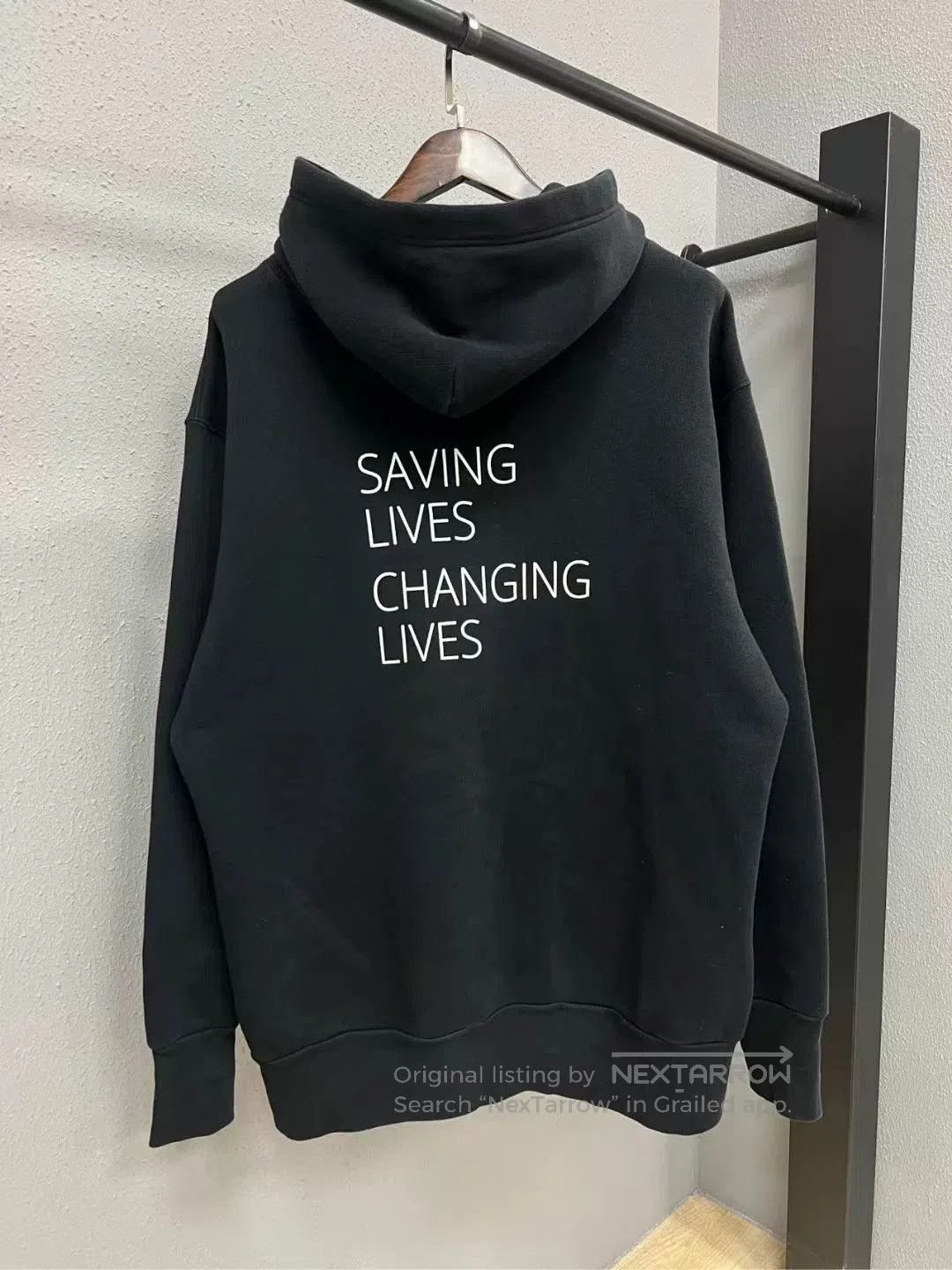 Balenciaga balenciaga black hoodie with text design. Size US XS / EU 42 / 0 - 2 Thumbnail