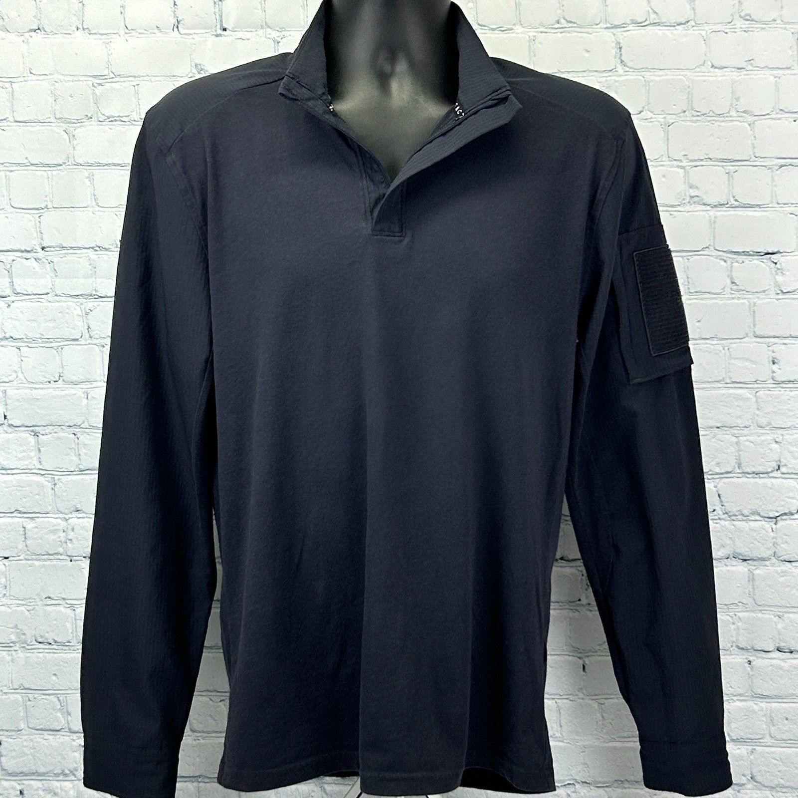 Under Armour Under Armour Tactical Combat 1/4 Quarter Zip Shirt M Medium Size US M / EU 48-50 / 2 - 1 Thumbnail