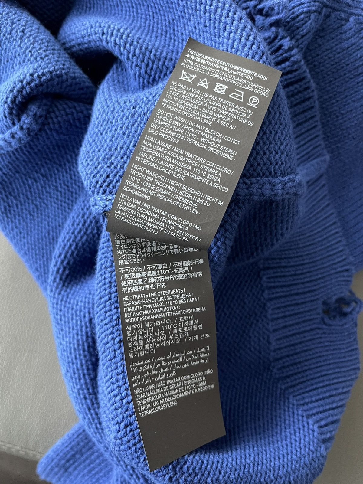 Saint Laurent Paris Super Runway Saint Laurent Sweater Distressed Size US L / EU 52-54 / 3 - 9 Thumbnail
