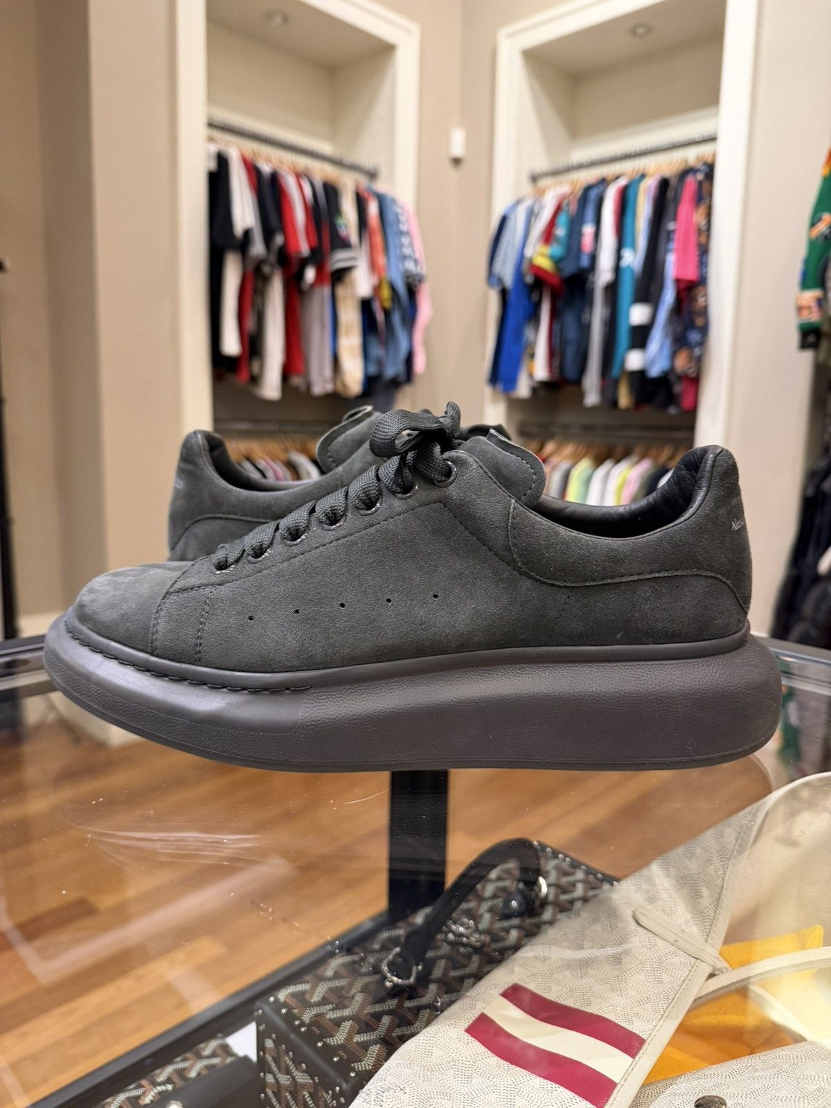 Alexander McQueen Alexander McQueen Suede Oversized Sneaker - Grey Size US 11 / EU 44 - 1 Thumbnail