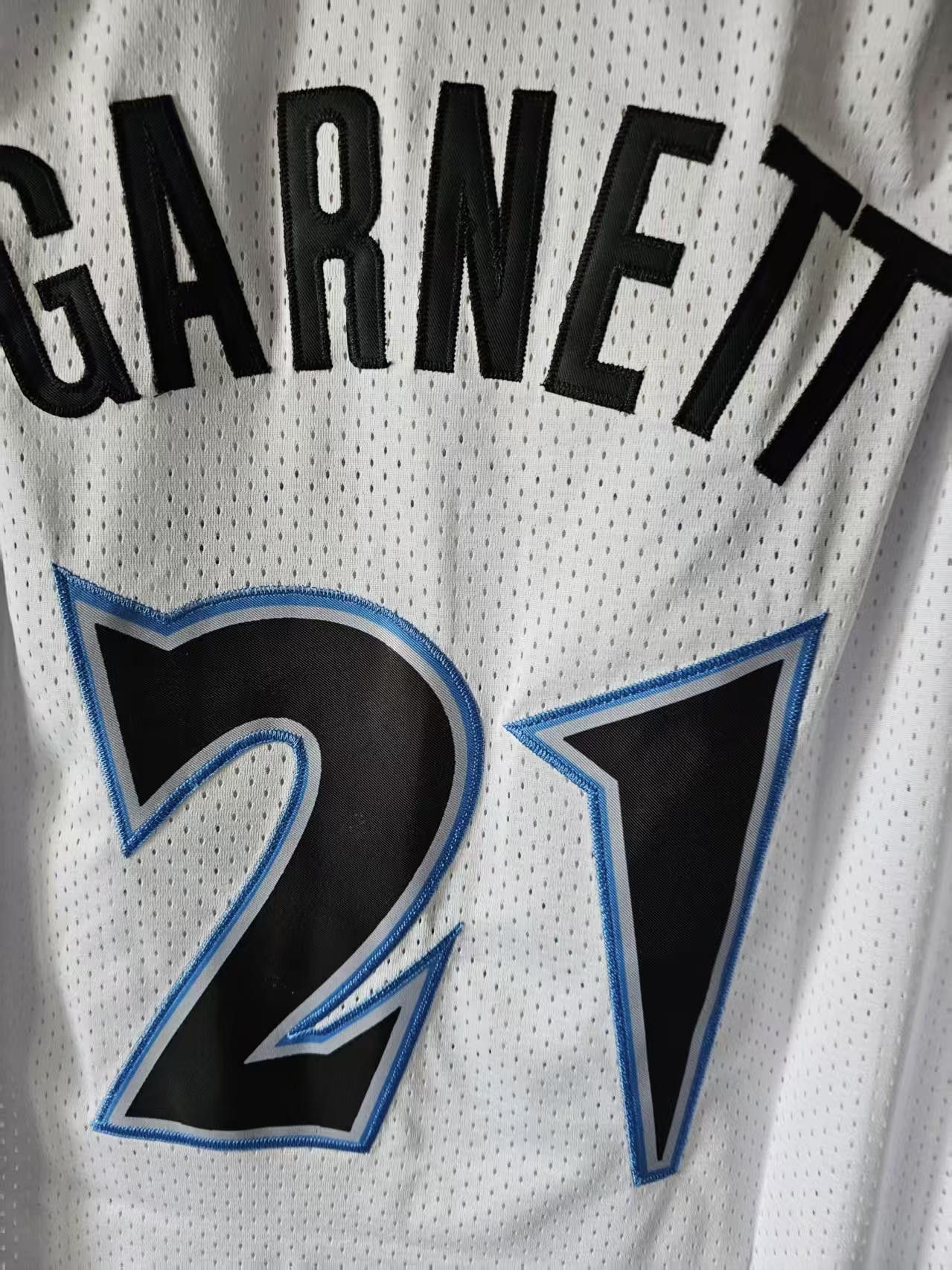 NBA Timberwolves #21 Garnett Jersey White Size US XL / EU 56 / 4 - 5 Thumbnail