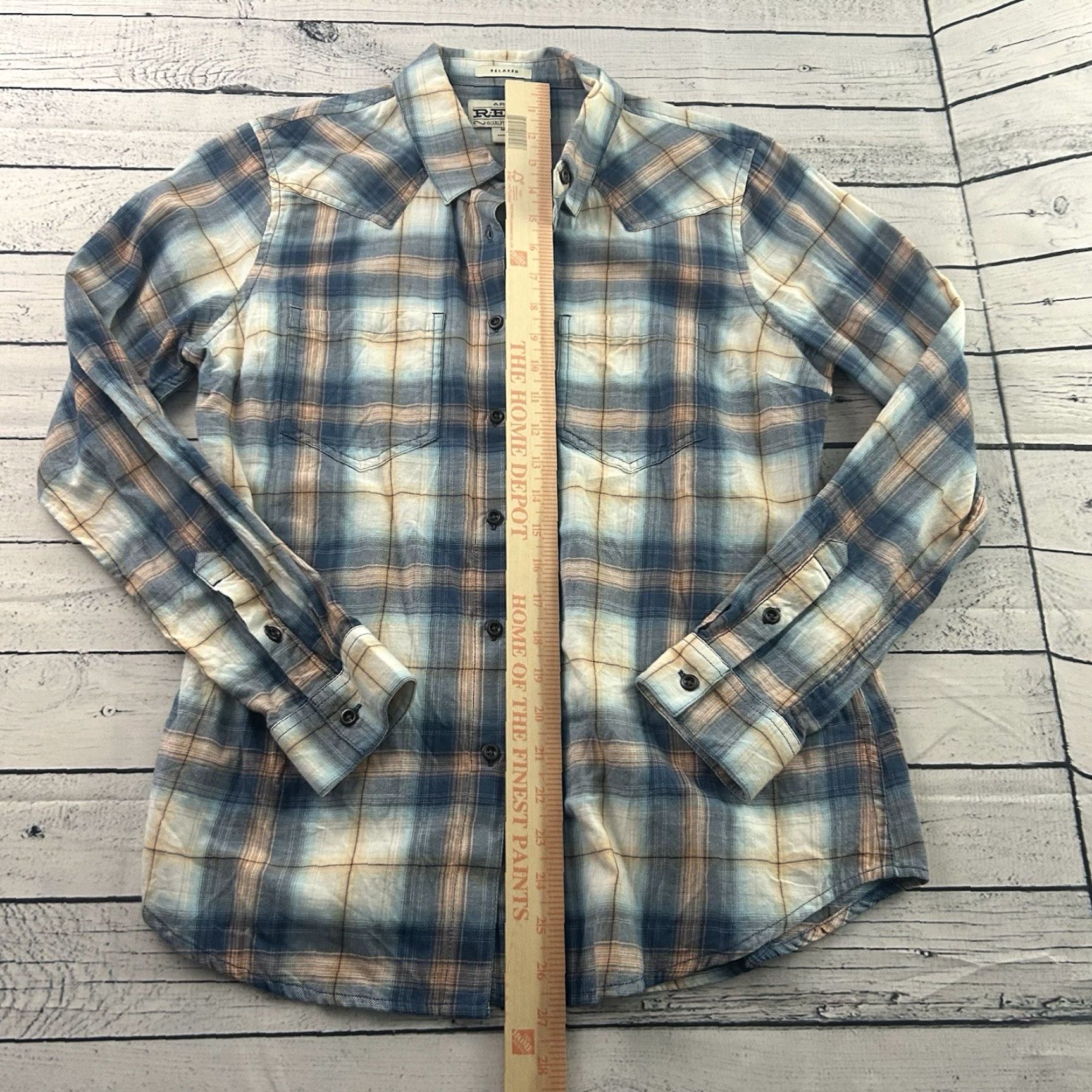 Ariat Ariat Women’s Plaid Relaxed Long Sleeve Button-Up Shirt M Blue Size M / US 6-8 / IT 42-44 - 3 Thumbnail