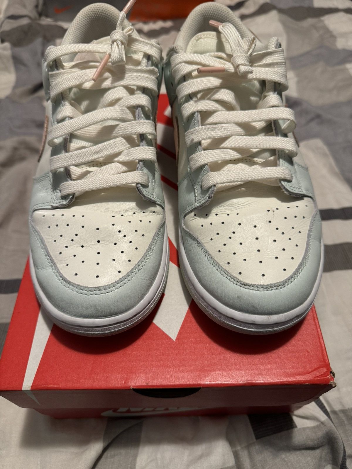 Nike Nike Dunk Low Barely Green Size US 9 / EU 42 - 4 Thumbnail